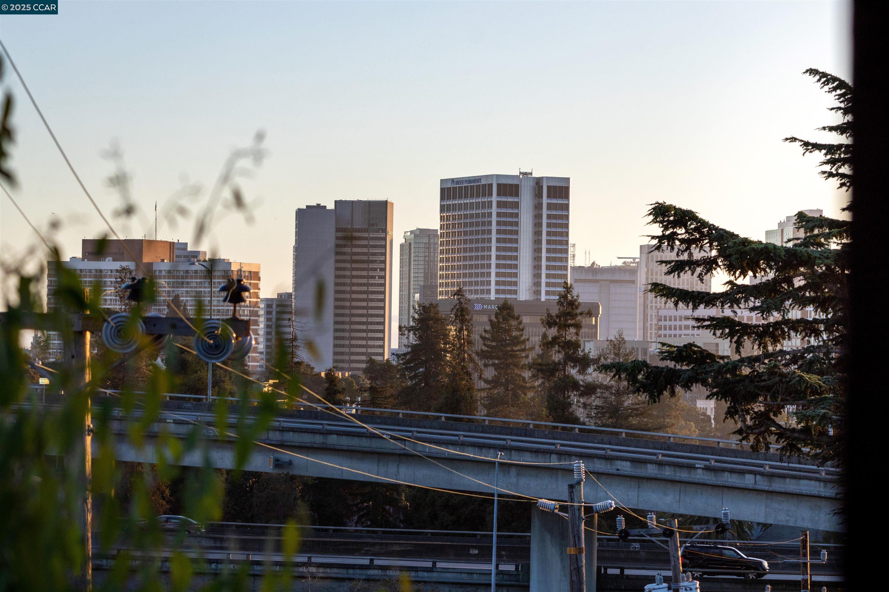 Detail Gallery Image 23 of 37 For 3751 Harrison Street #301,  Oakland,  CA 94611 - 1 Beds | 1 Baths