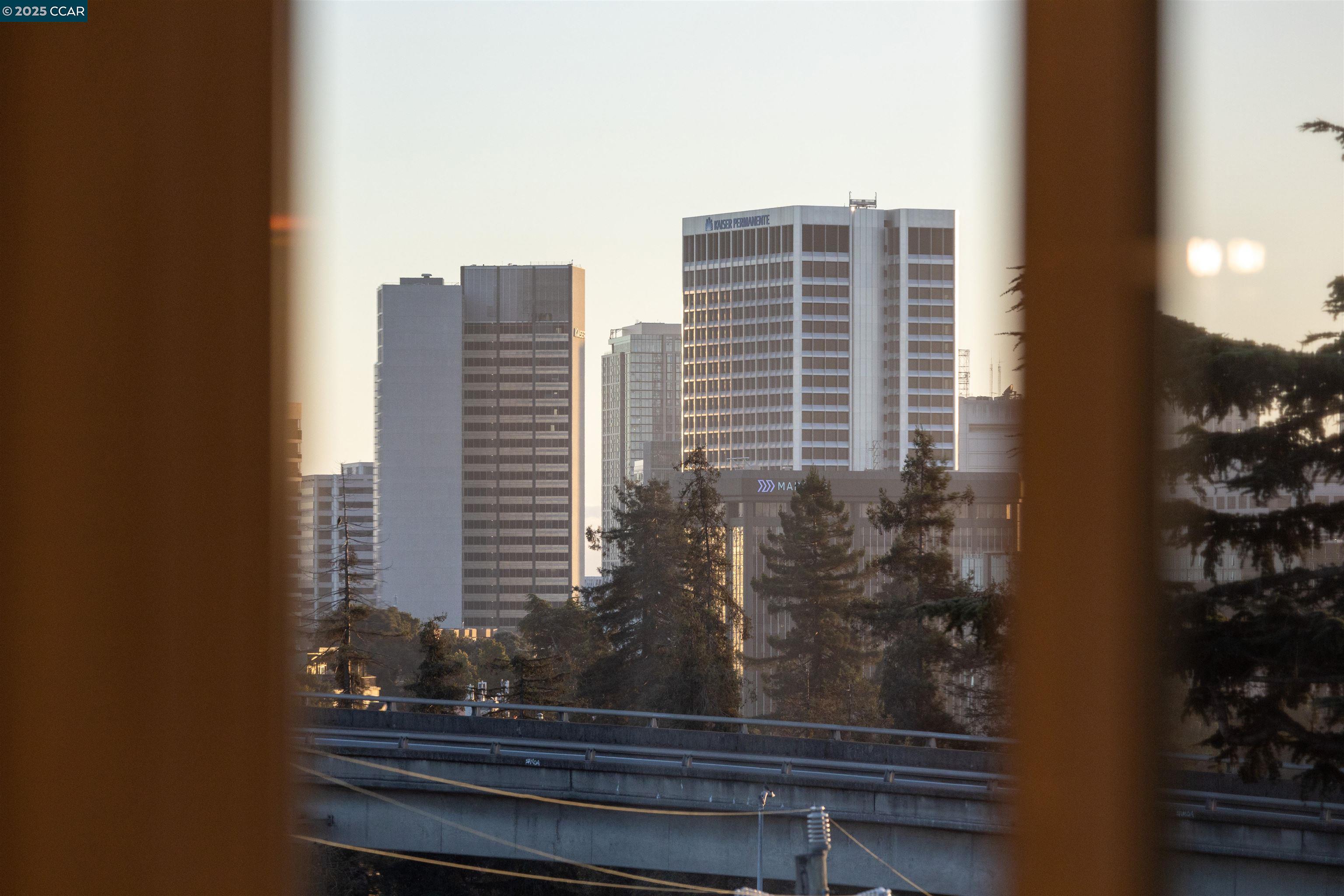 Detail Gallery Image 24 of 37 For 3751 Harrison Street #301,  Oakland,  CA 94611 - 1 Beds | 1 Baths