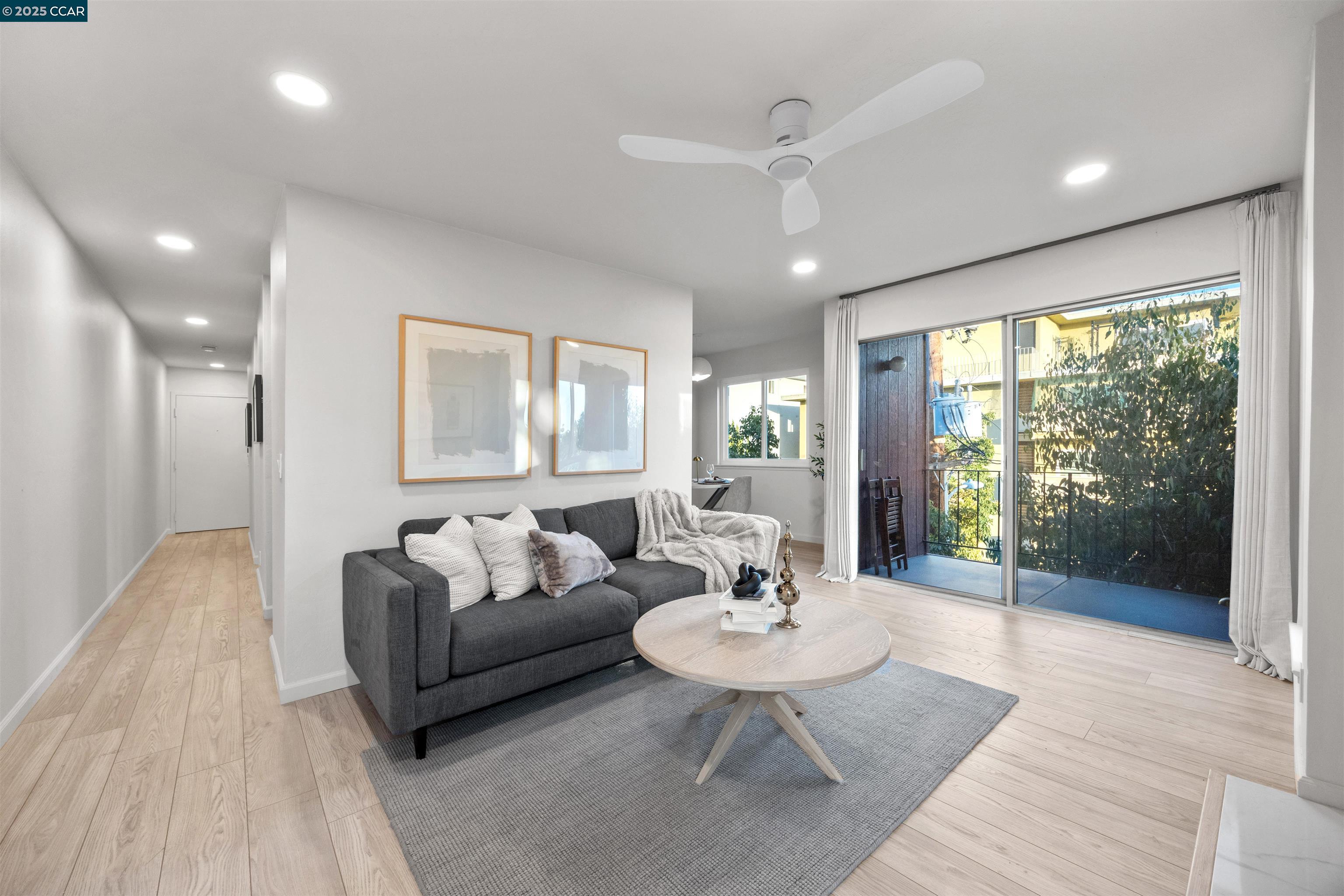 Detail Gallery Image 6 of 37 For 3751 Harrison Street #301,  Oakland,  CA 94611 - 1 Beds | 1 Baths