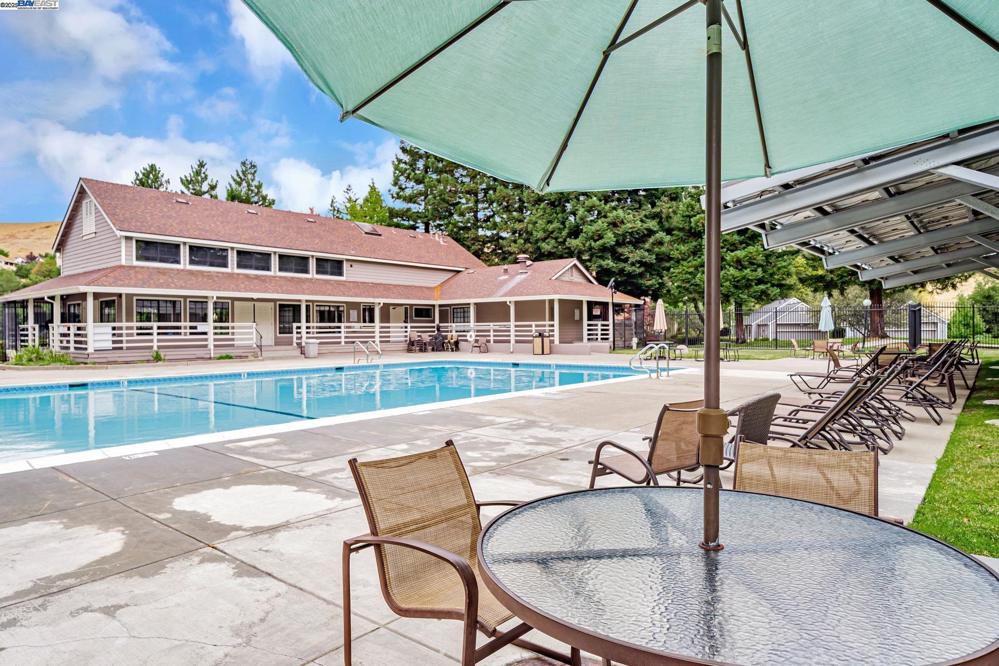 Detail Gallery Image 48 of 52 For 47 Summer Hill Court, Danville,  CA 94526 - 3 Beds | 3 Baths