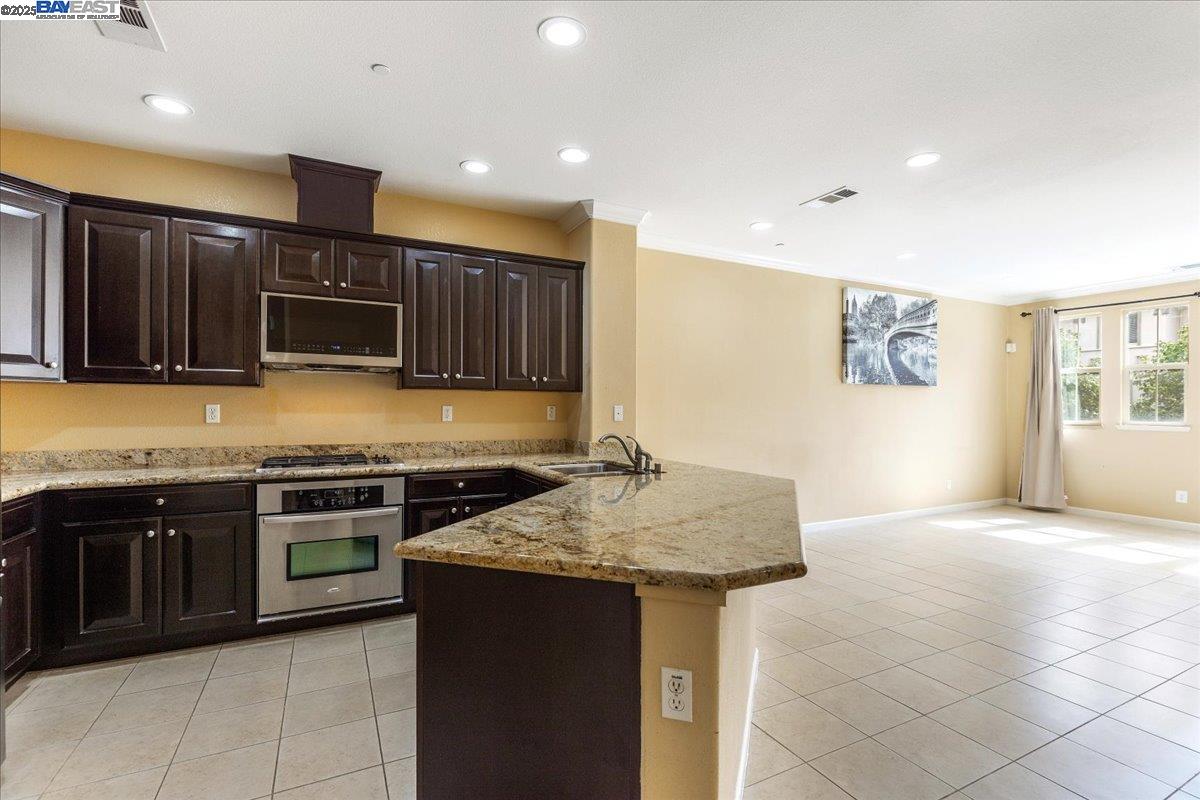 Photo #8: 41113998 Listing: Photo #8