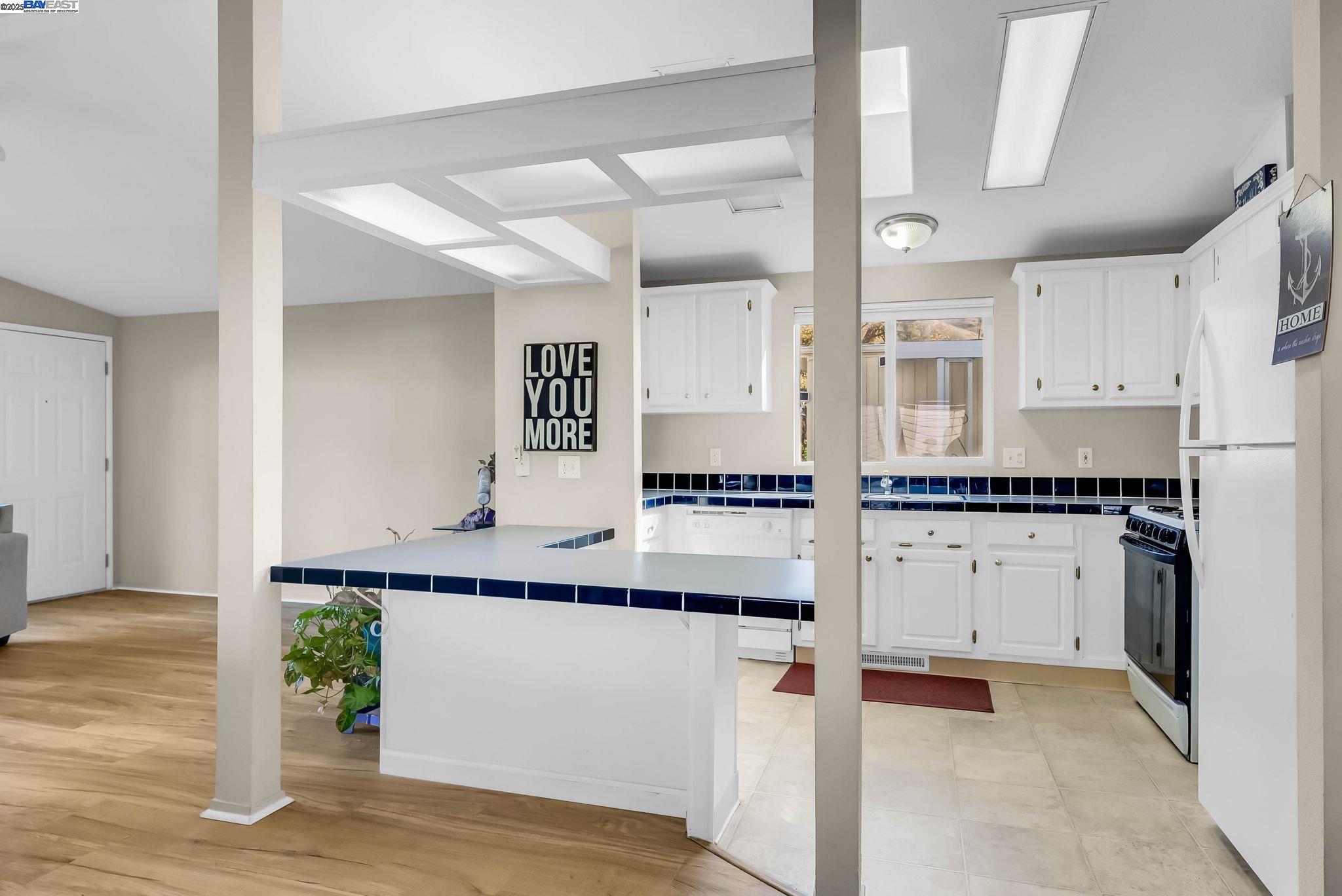 Detail Gallery Image 13 of 41 For 711 Old Canyon Rd. #176,  Fremont,  CA 94536 - 2 Beds | 2 Baths