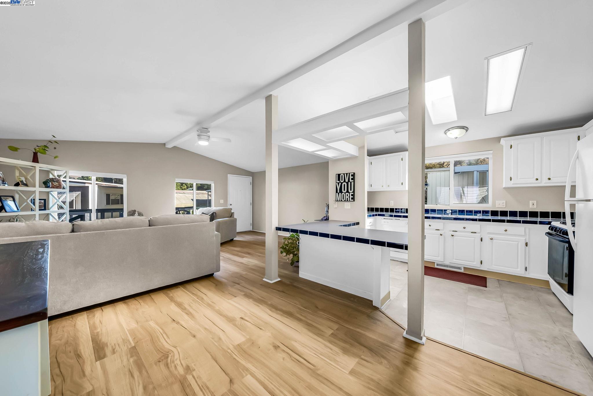 Detail Gallery Image 14 of 41 For 711 Old Canyon Rd. #176,  Fremont,  CA 94536 - 2 Beds | 2 Baths