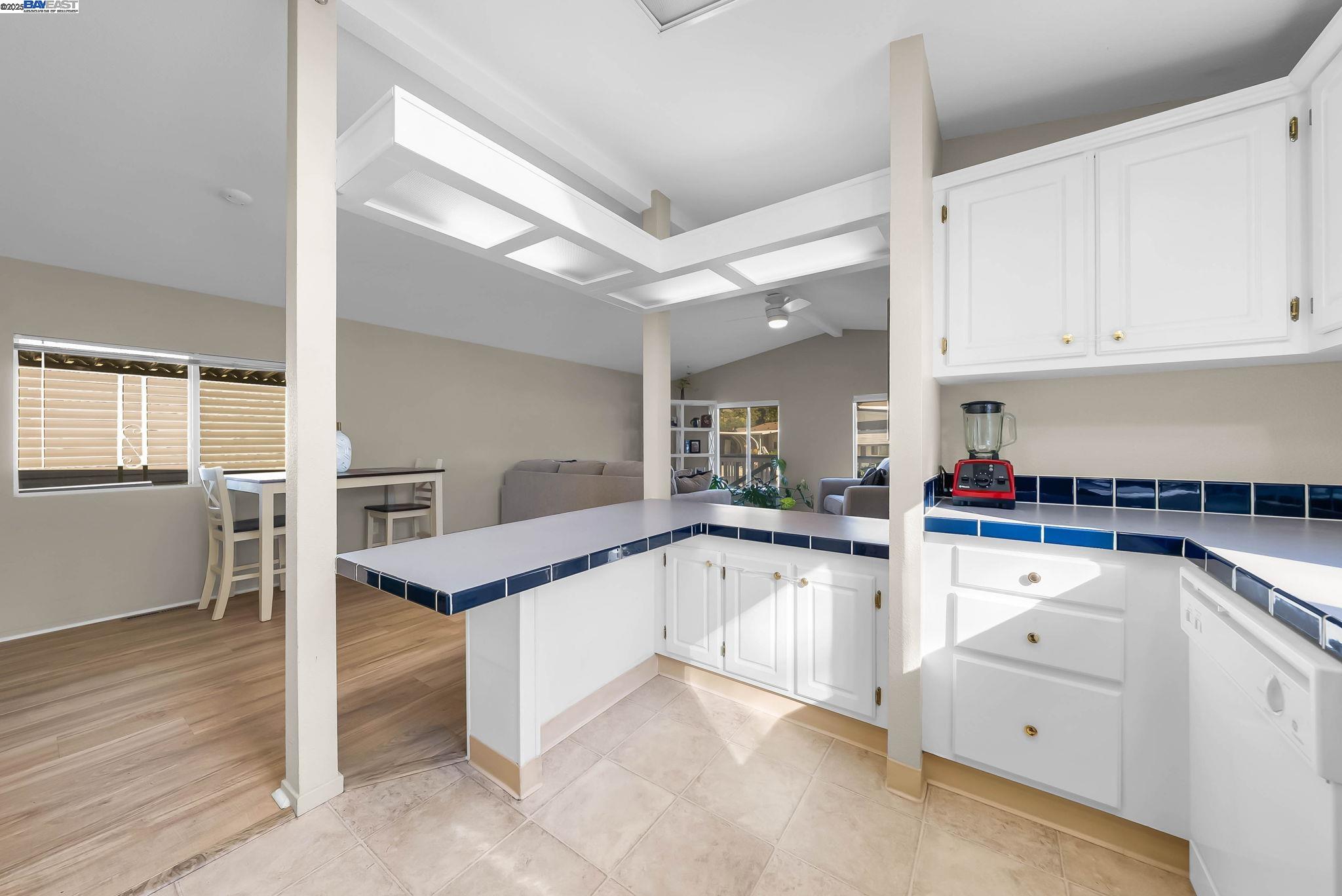 Detail Gallery Image 18 of 41 For 711 Old Canyon Rd. #176,  Fremont,  CA 94536 - 2 Beds | 2 Baths