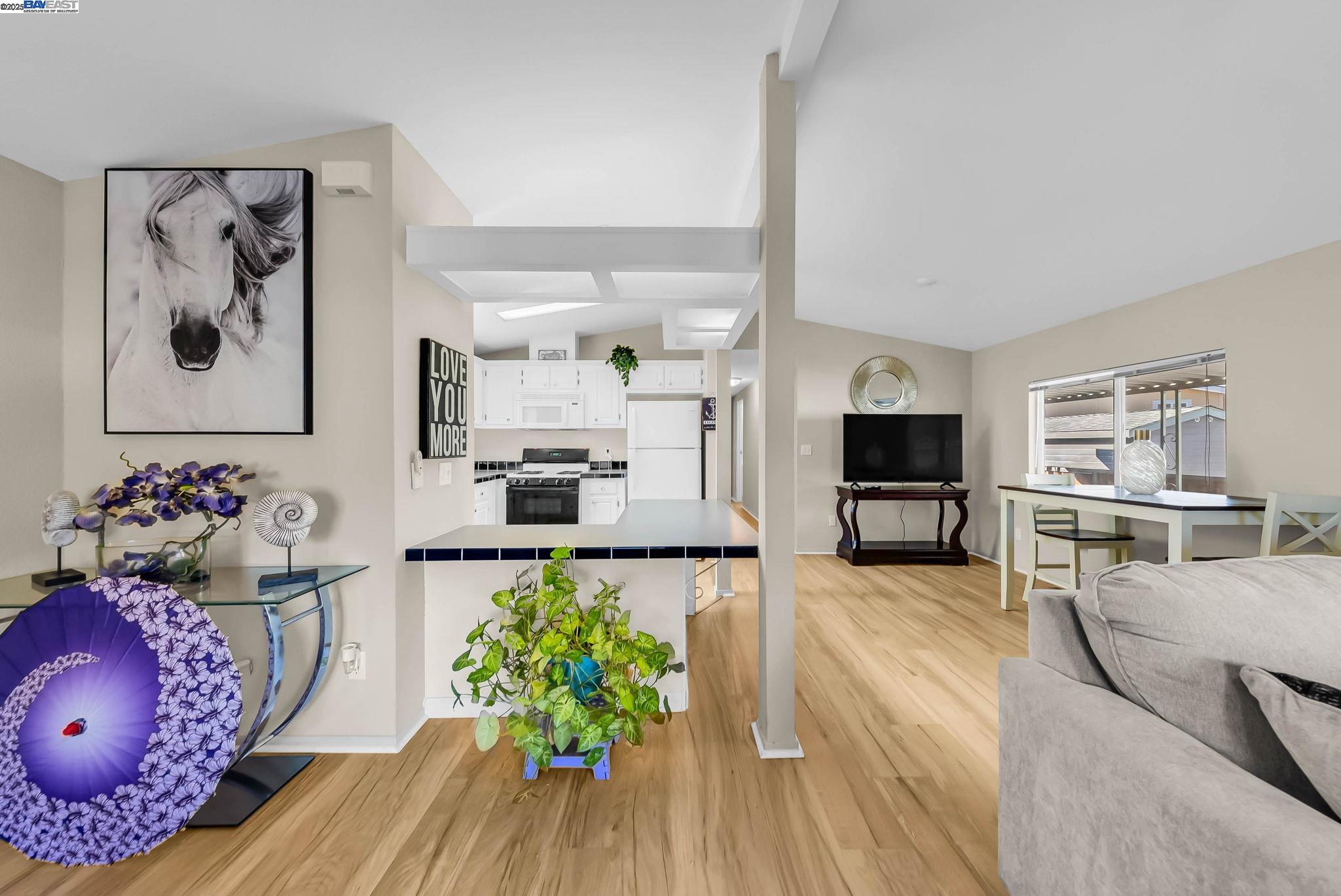 Detail Gallery Image 8 of 41 For 711 Old Canyon Rd. #176,  Fremont,  CA 94536 - 2 Beds | 2 Baths