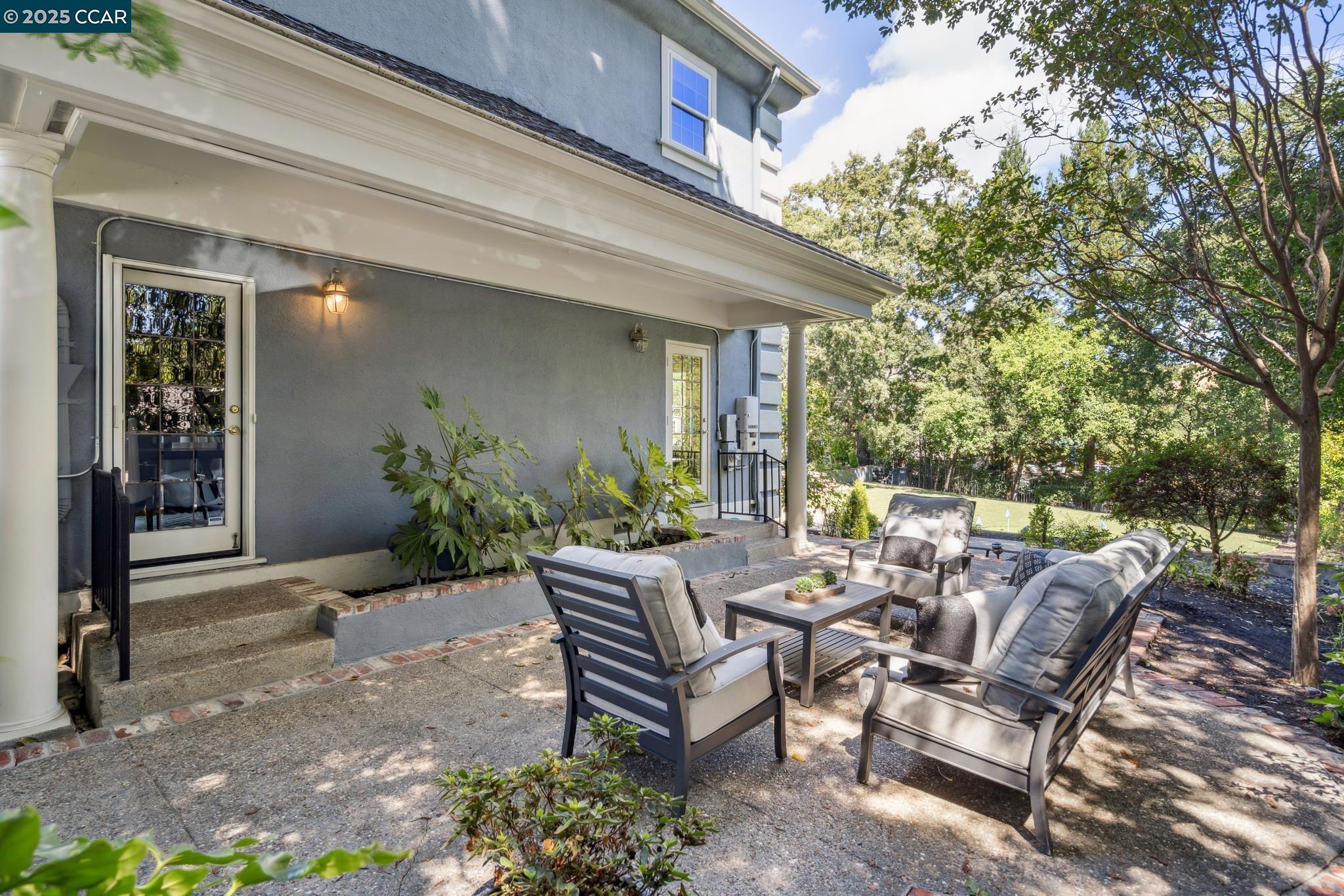 Detail Gallery Image 16 of 38 For 2398 Ironwood Pl, Alamo,  CA 94507 - 5 Beds | 4/1 Baths