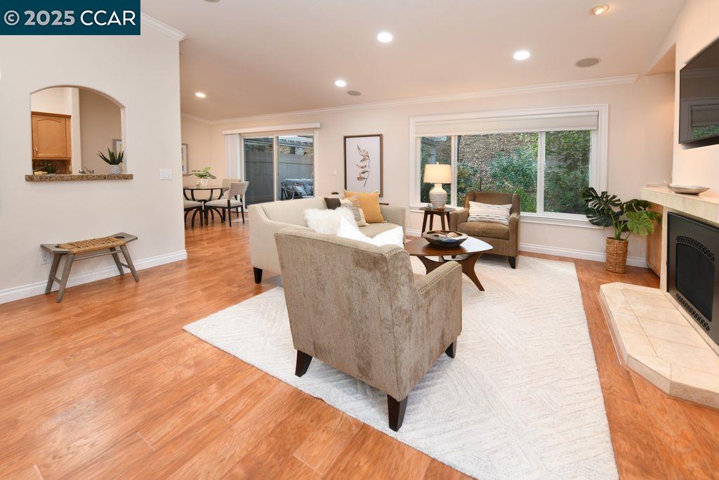 Photo #5: 41114001 Listing 