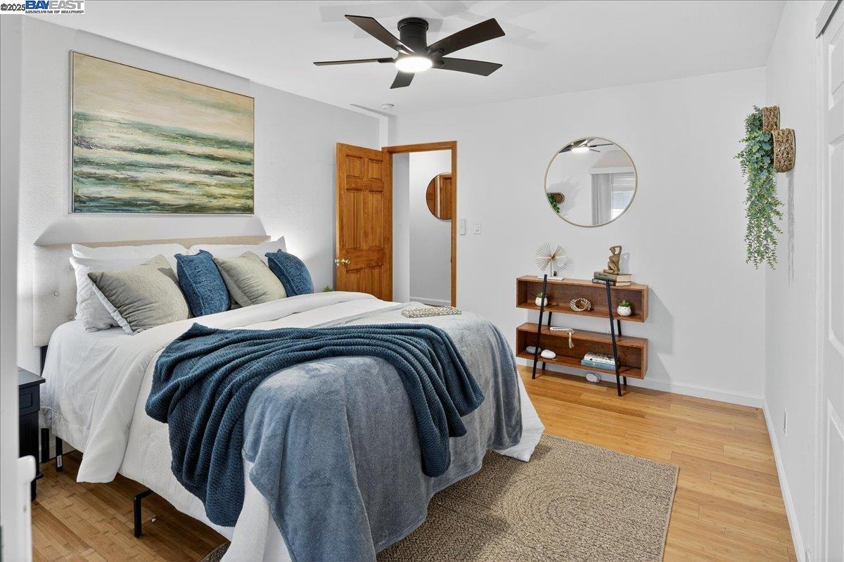 Detail Gallery Image 24 of 37 For 18201 Lake Chabot Rd, Castro Valley,  CA 94546 - 3 Beds | 2 Baths