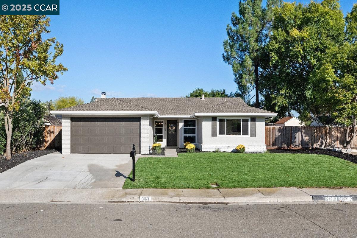 Front Image Thumbnail for CC41114019