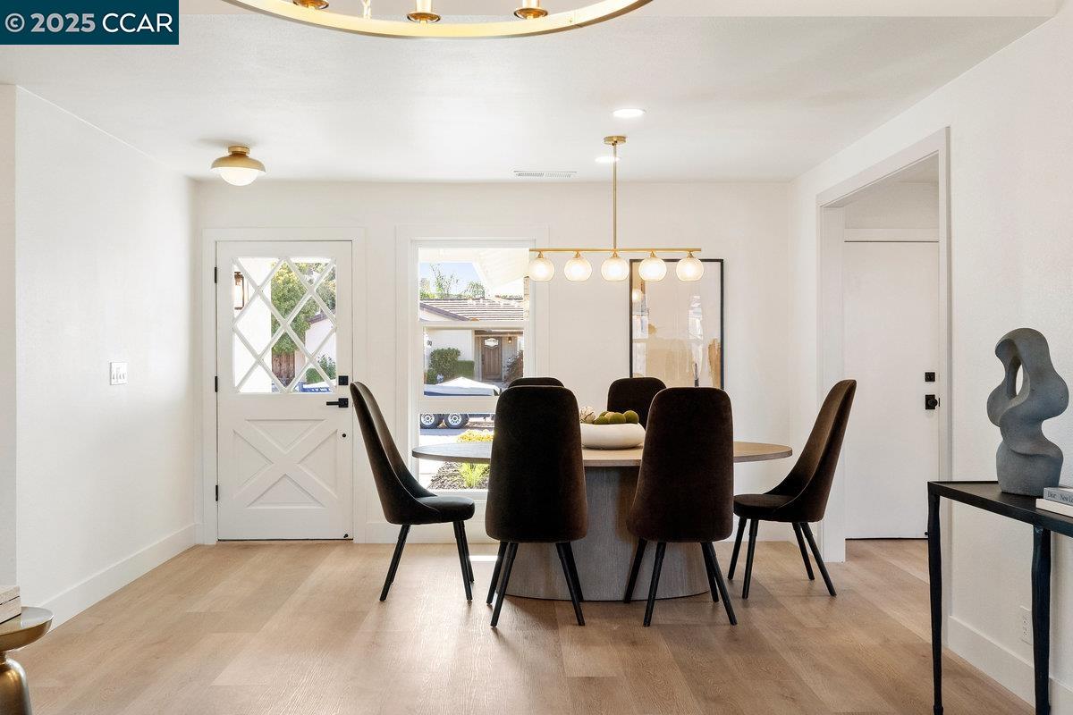 Detail Gallery Image 6 of 37 For 3163 Christopher Way, San Ramon,  CA 94583 - 4 Beds | 2 Baths