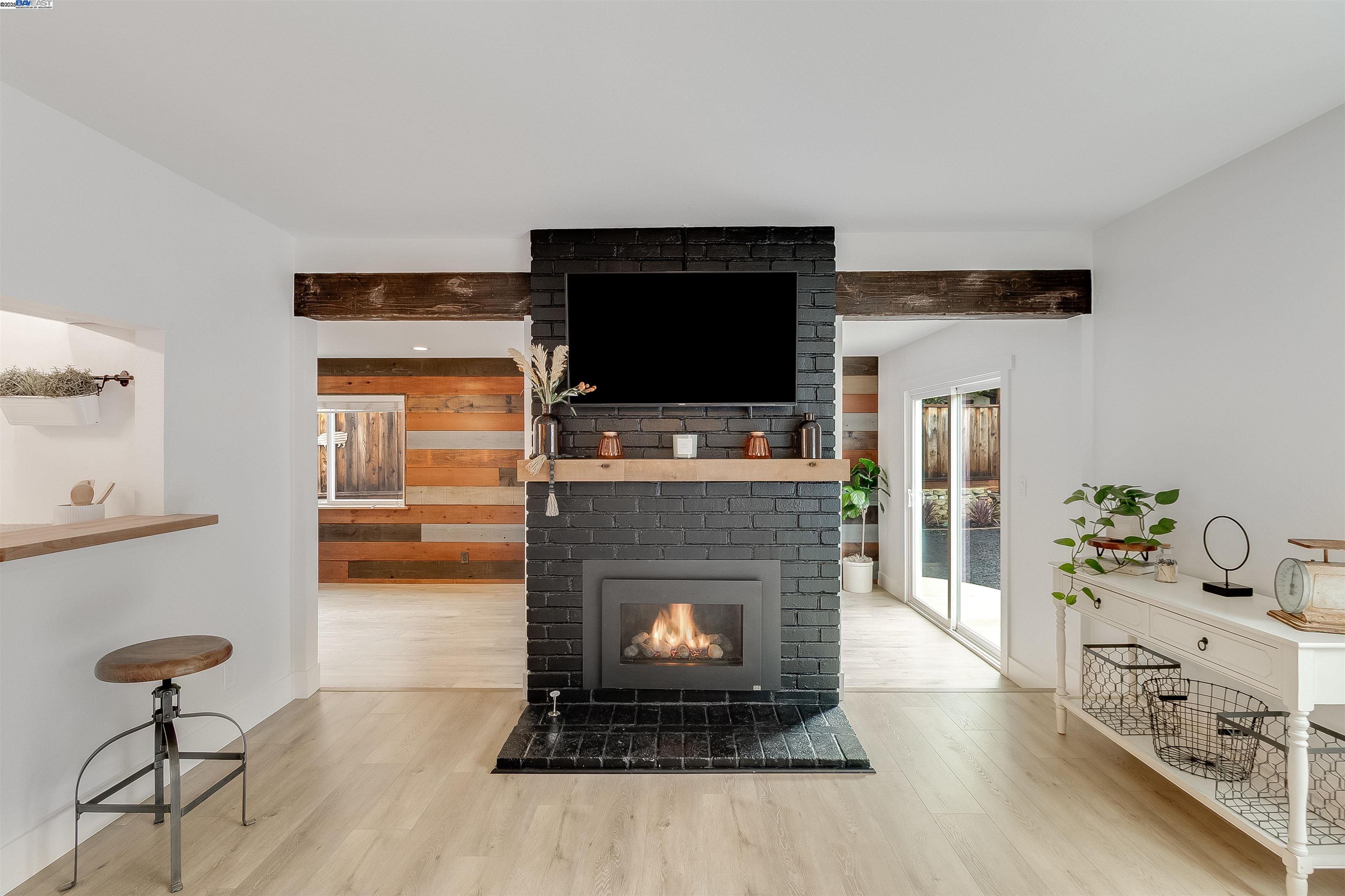 Detail Gallery Image 14 of 51 For 5644 Likins Ave, Martinez,  CA 94553 - 3 Beds | 2 Baths