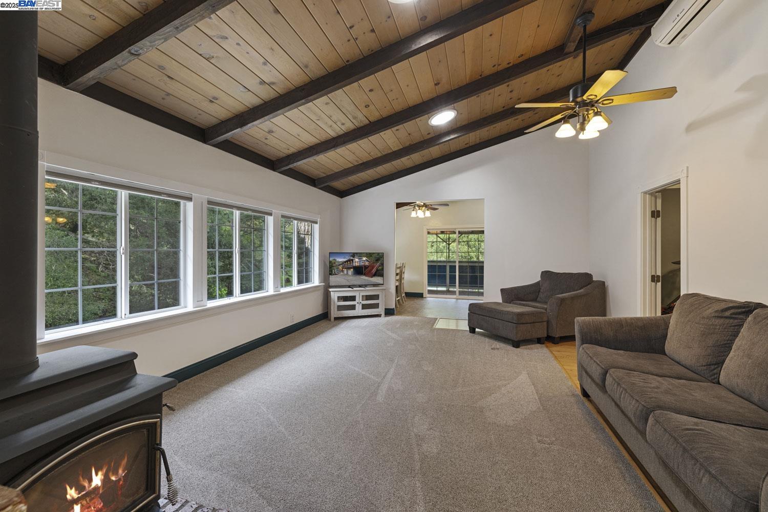 Detail Gallery Image 10 of 59 For 12080 Ruth Glen, Sunol,  CA 94586-9435 - 4 Beds | 2 Baths