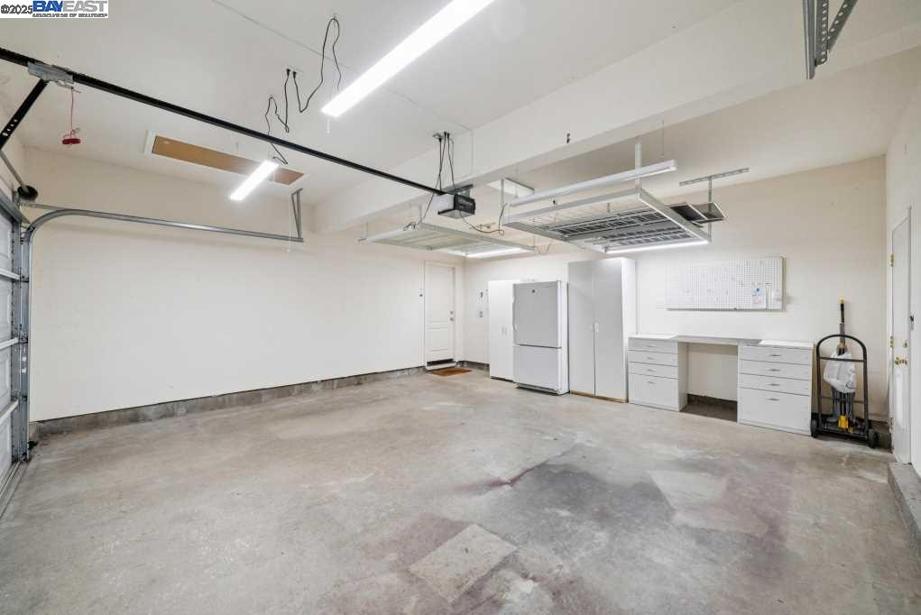 Detail Gallery Image 38 of 38 For 960 Maplegate Ct., Concord,  CA 94521 - 5 Beds | 3/1 Baths