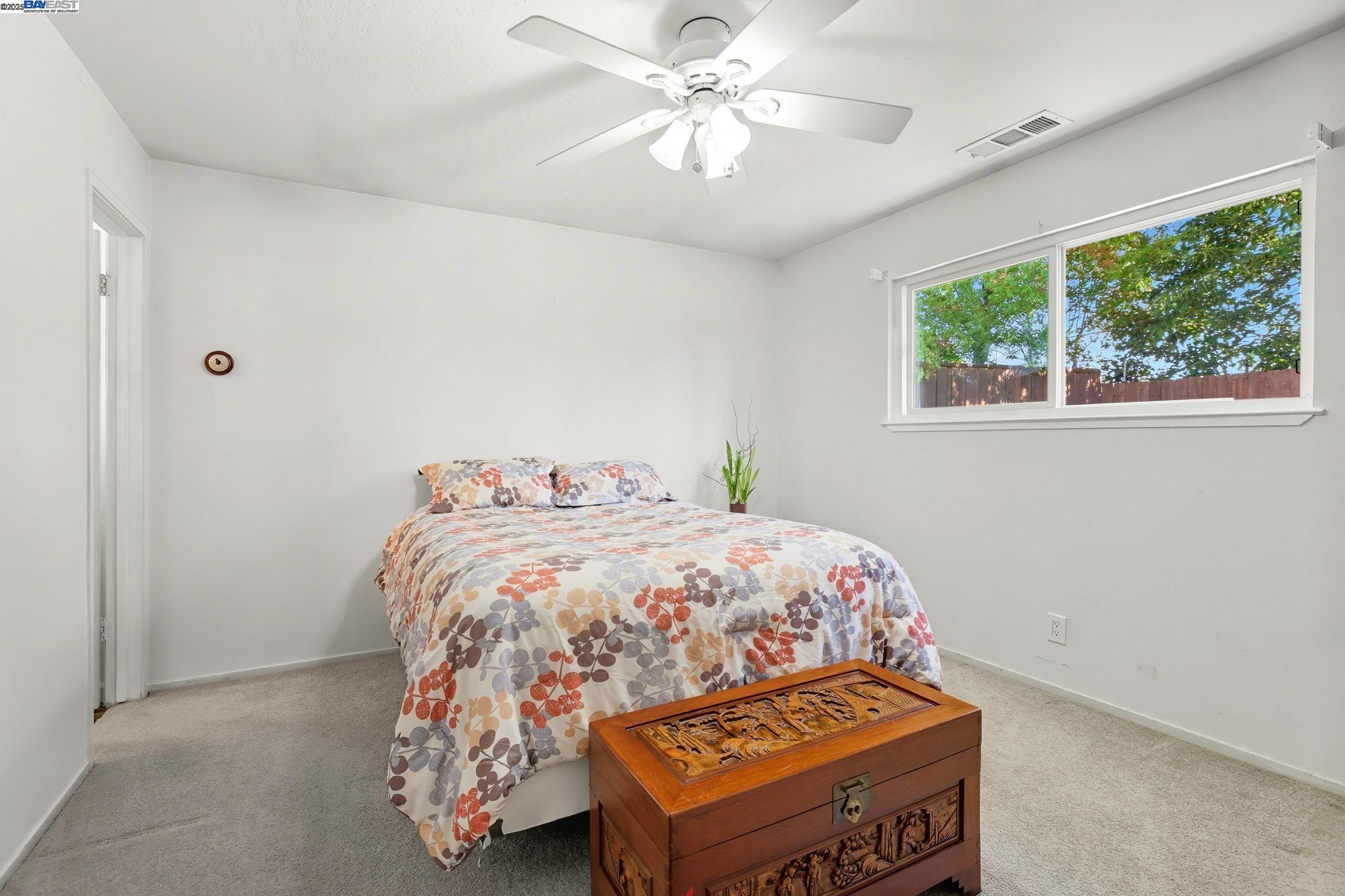 Detail Gallery Image 15 of 34 For 2135 Bluebell Drive, Livermore,  CA 94551 - 3 Beds | 2 Baths