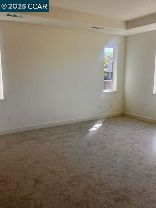 Detail Gallery Image 5 of 8 For 4732 Opus Circle, Fairfield,  CA 94534 - 3 Beds | 2/1 Baths