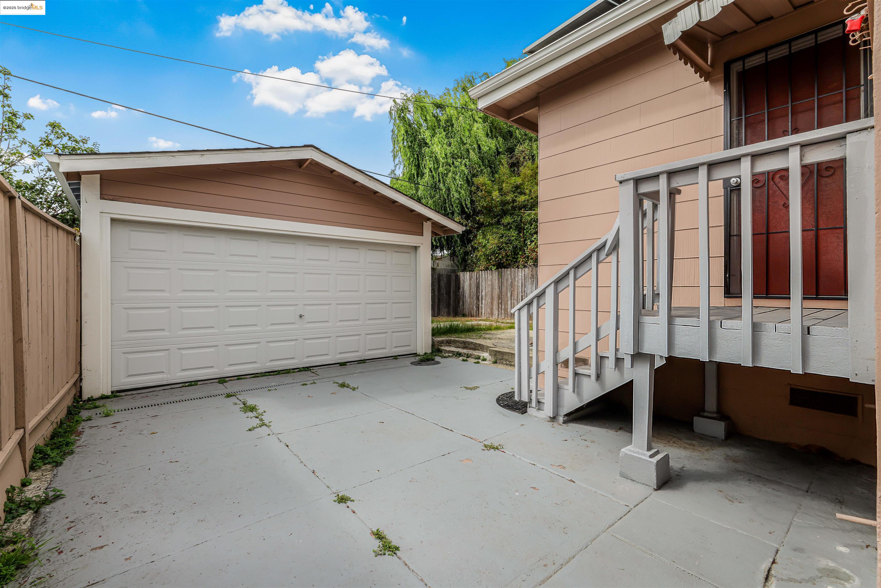 Detail Gallery Image 45 of 49 For 6007 San Pablo Ave, Oakland,  CA 94608 - 3 Beds | 2 Baths