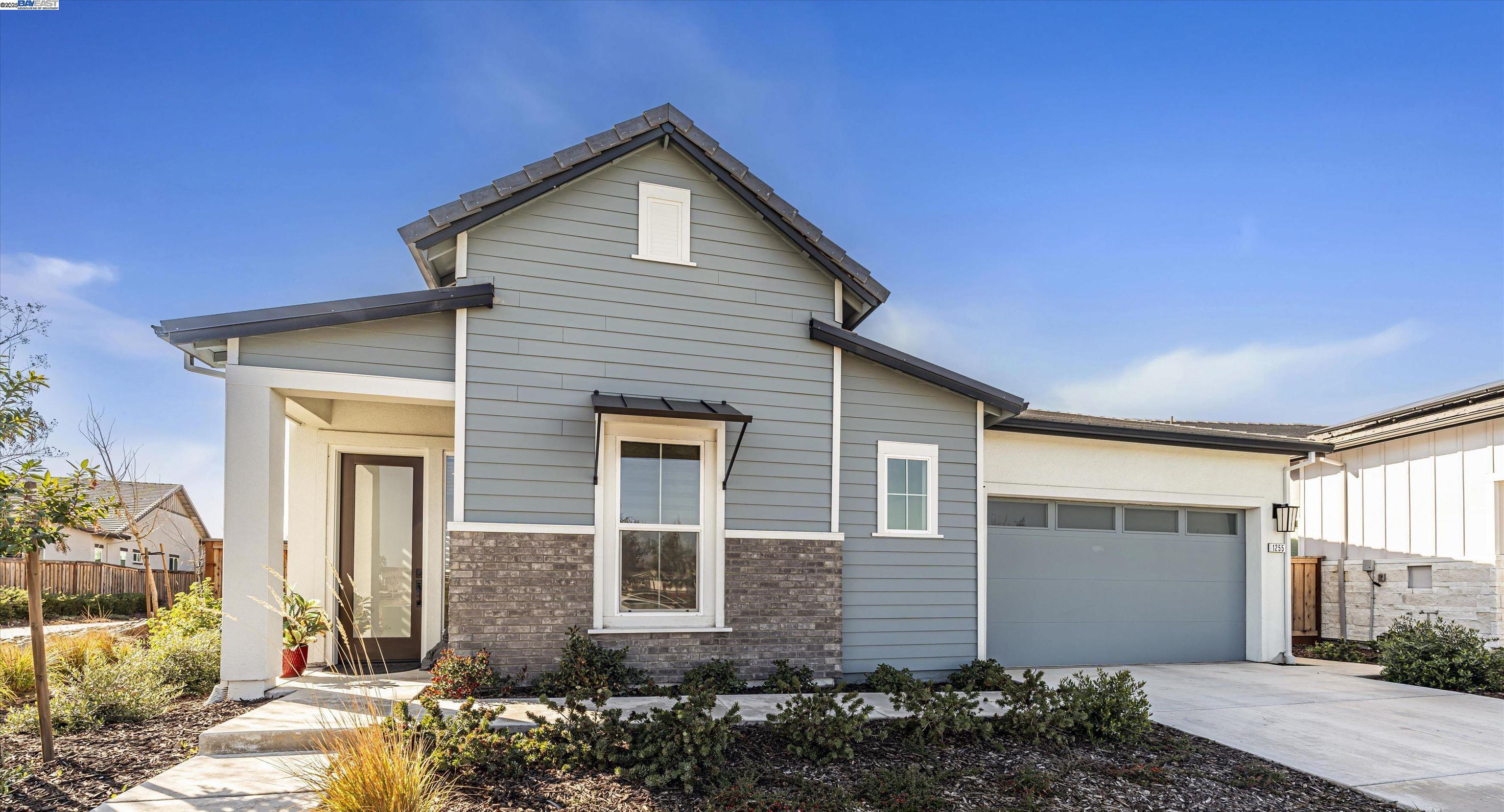 Front Image Thumbnail for BE41114045