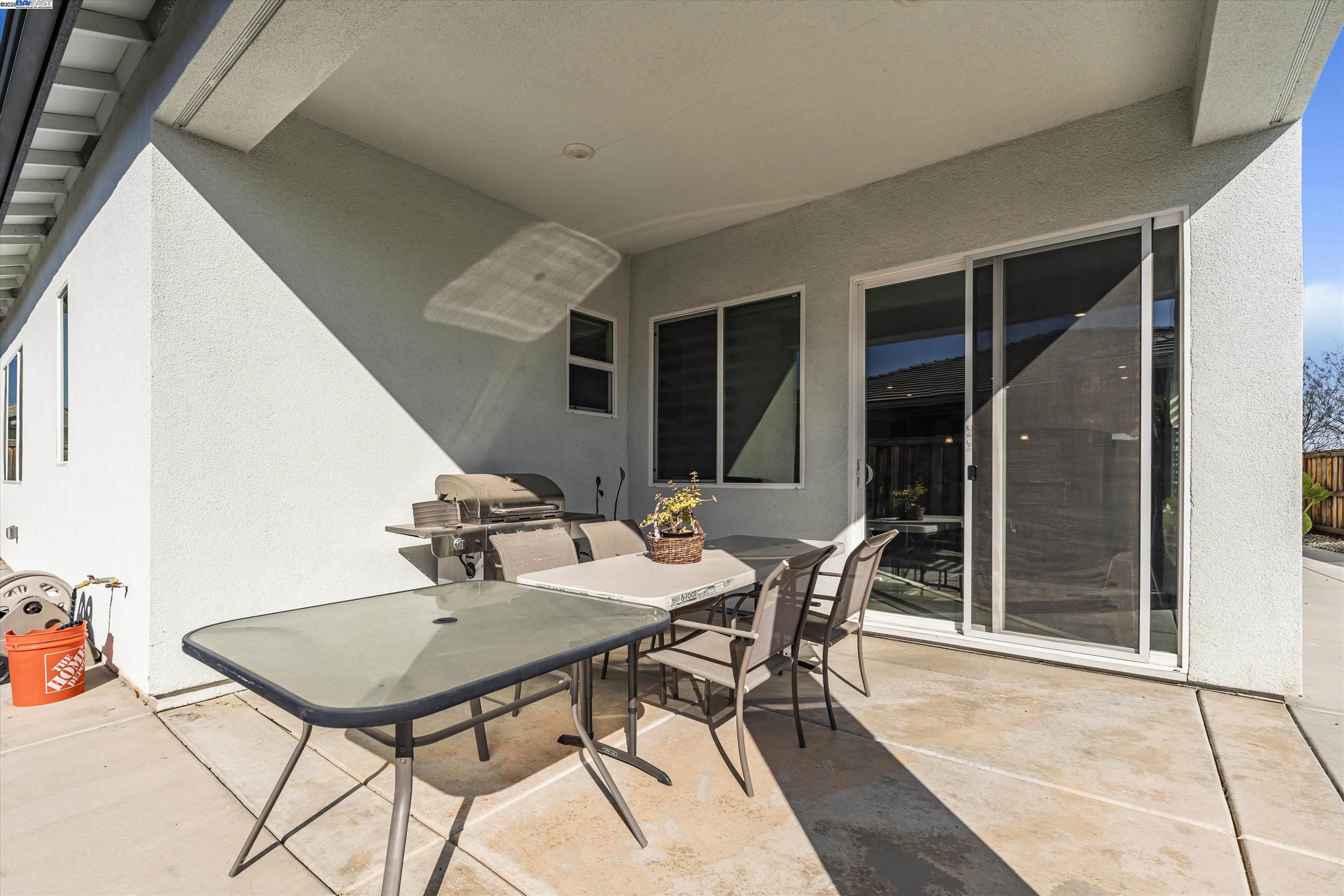 Detail Gallery Image 27 of 36 For 1255 Parkcrest, Manteca,  CA 95336 - 3 Beds | 2/1 Baths