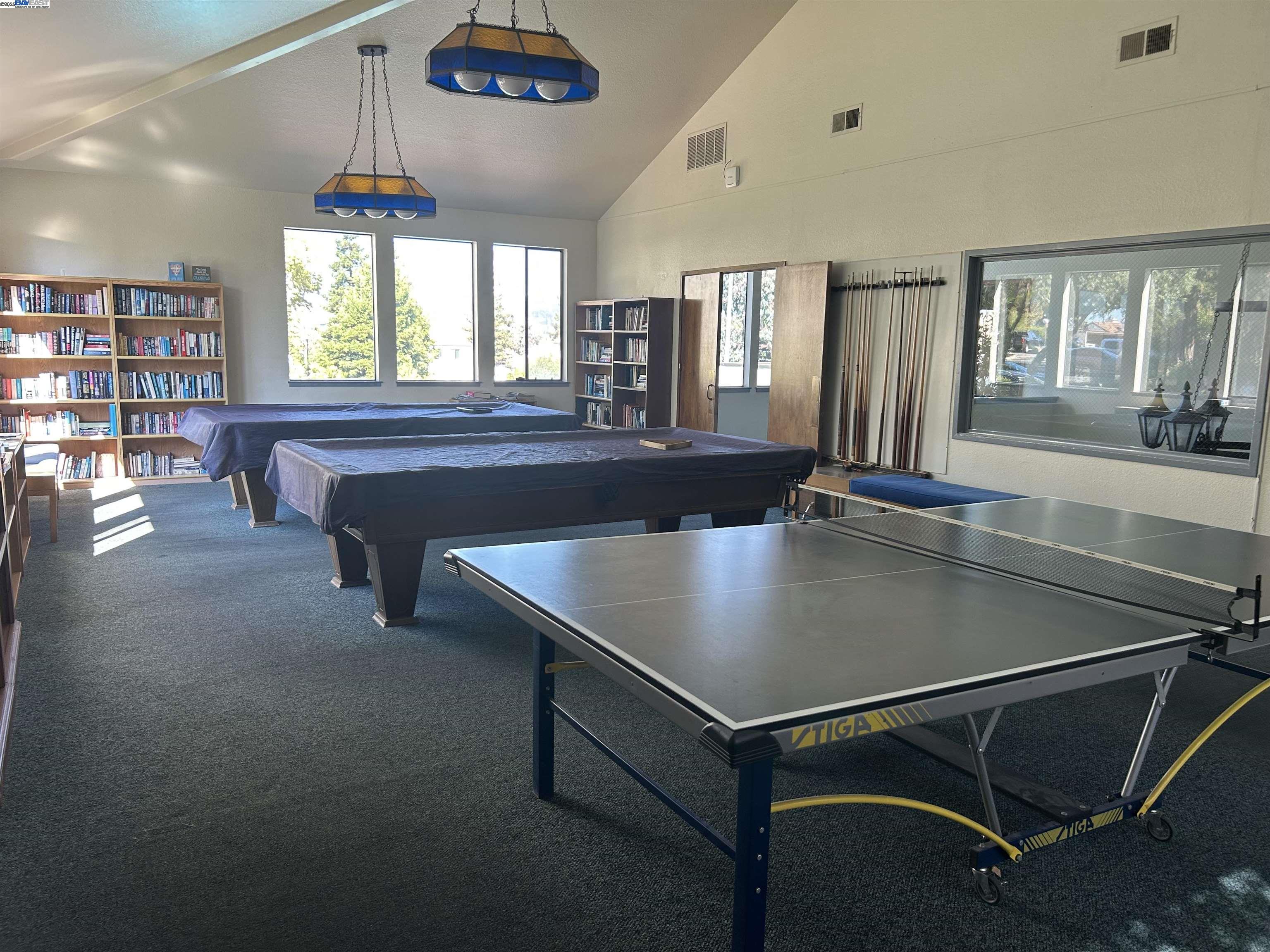 Detail Gallery Image 29 of 32 For 21117 Gary Dr #106,  Hayward,  CA 94546 - 1 Beds | 1 Baths