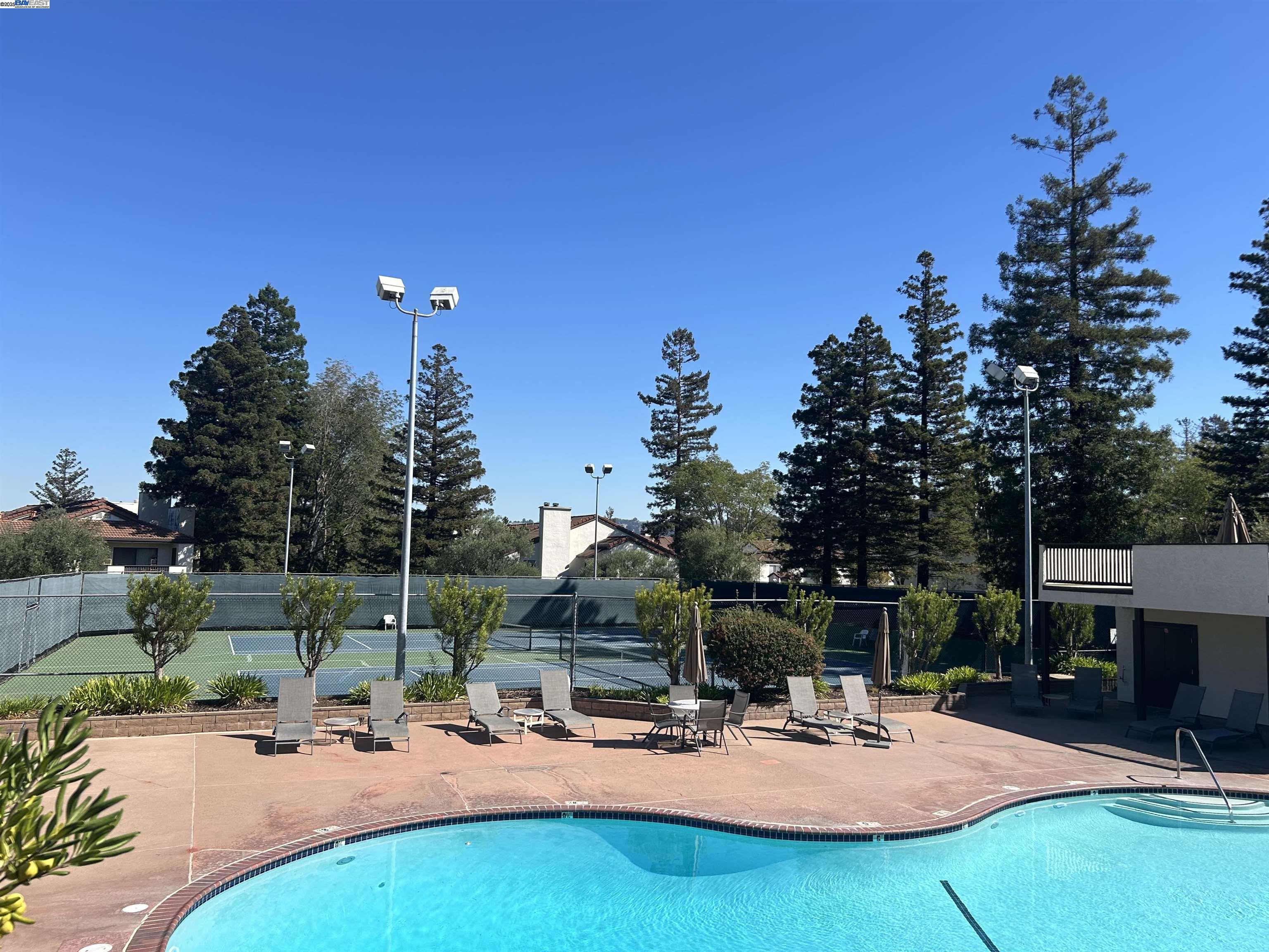 Detail Gallery Image 32 of 32 For 21117 Gary Dr #106,  Hayward,  CA 94546 - 1 Beds | 1 Baths