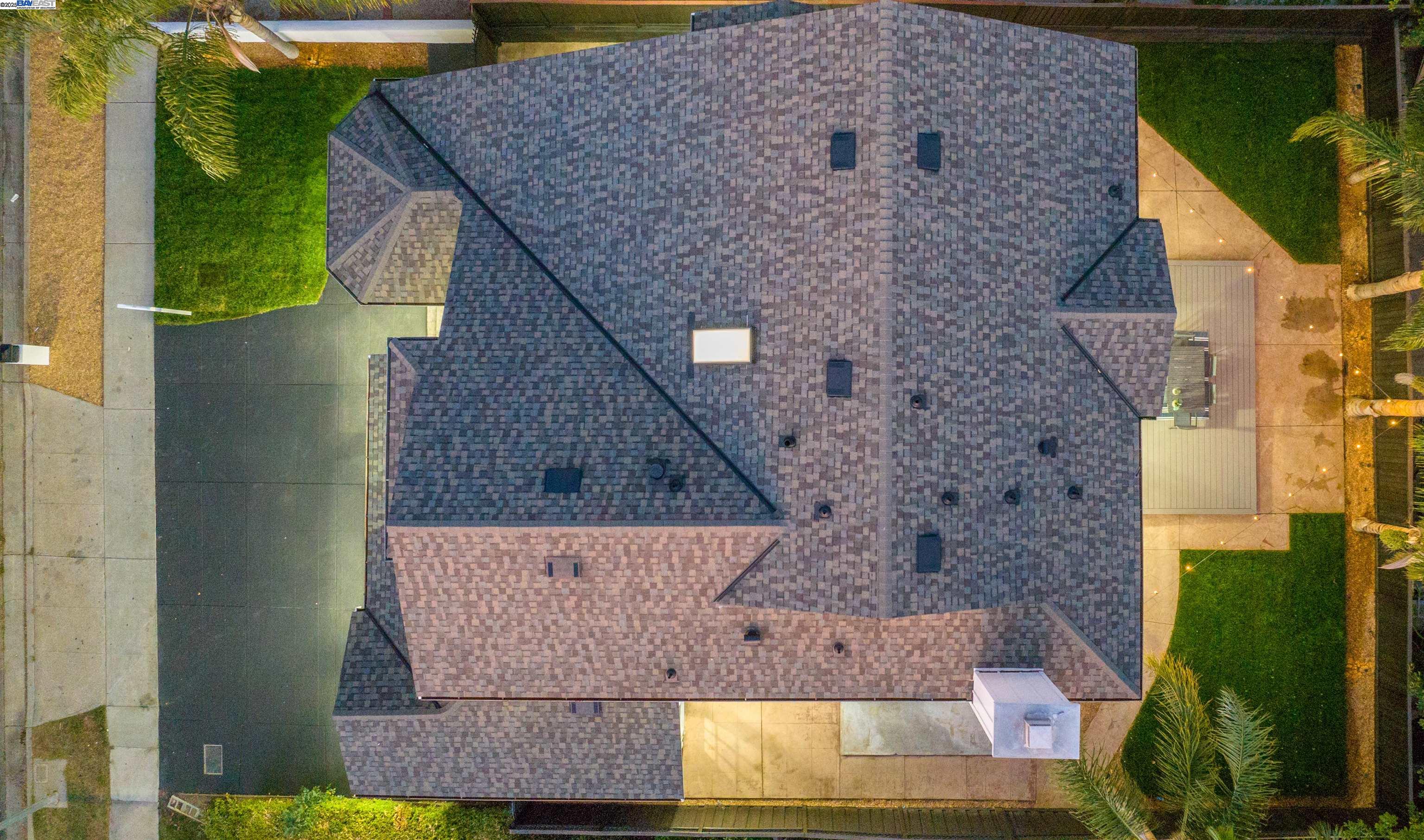 Detail Gallery Image 2 of 60 For 3198 Vintage Crest Dr, San Jose,  CA 95148 - 5 Beds | 3 Baths