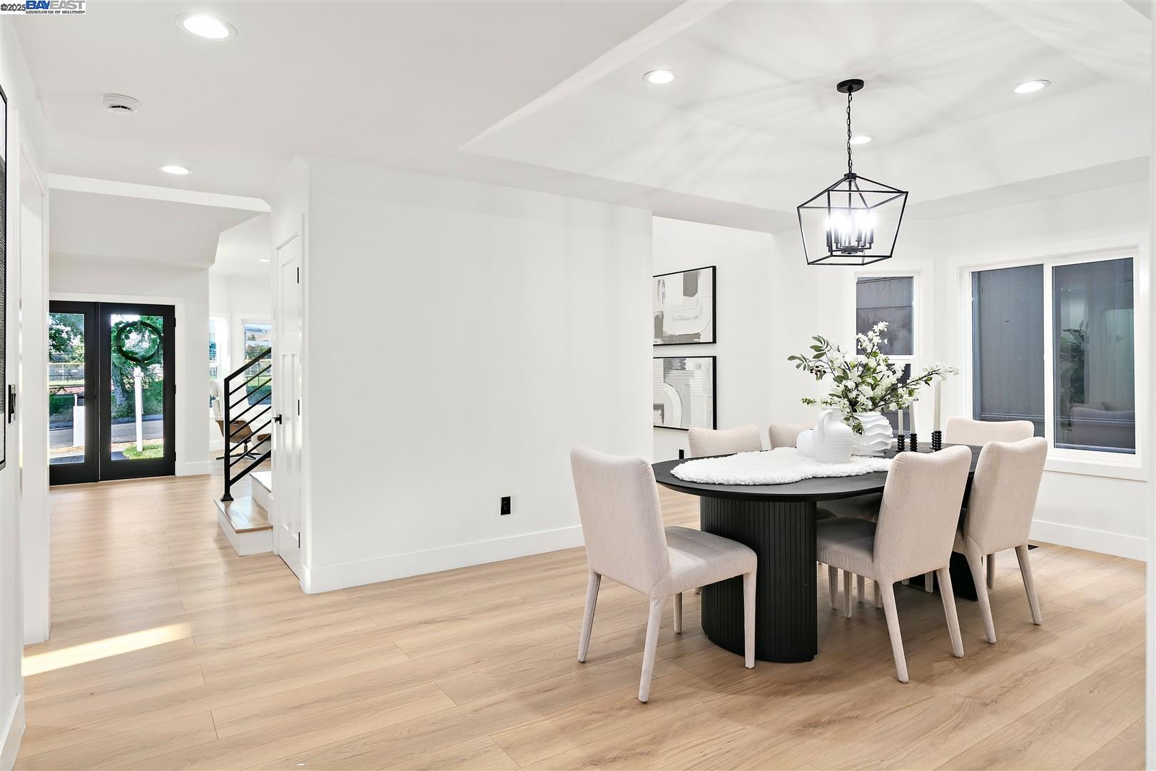 Detail Gallery Image 12 of 60 For 3198 Vintage Crest Dr, San Jose,  CA 95148 - 5 Beds | 3 Baths