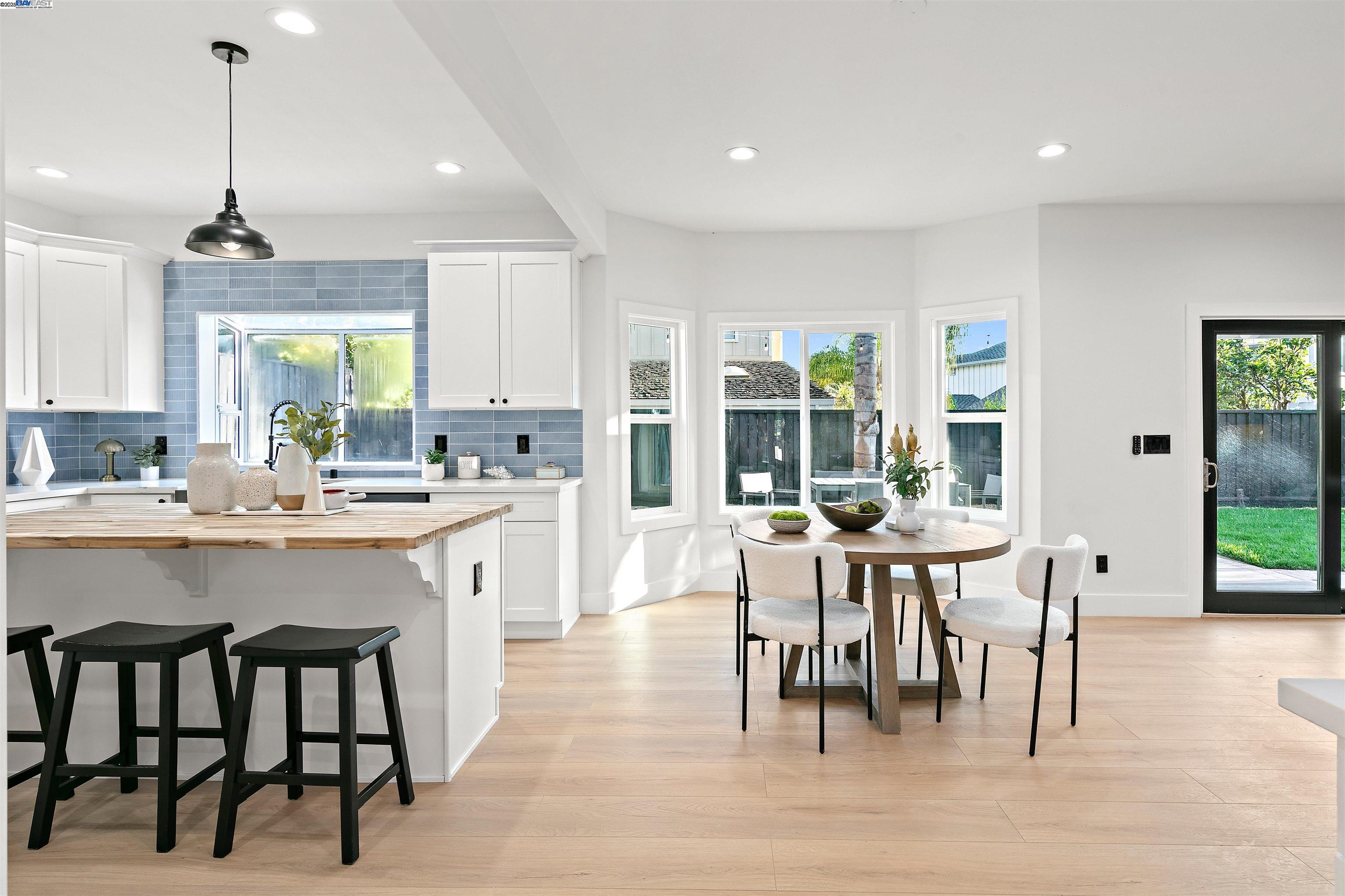 Detail Gallery Image 16 of 60 For 3198 Vintage Crest Dr, San Jose,  CA 95148 - 5 Beds | 3 Baths