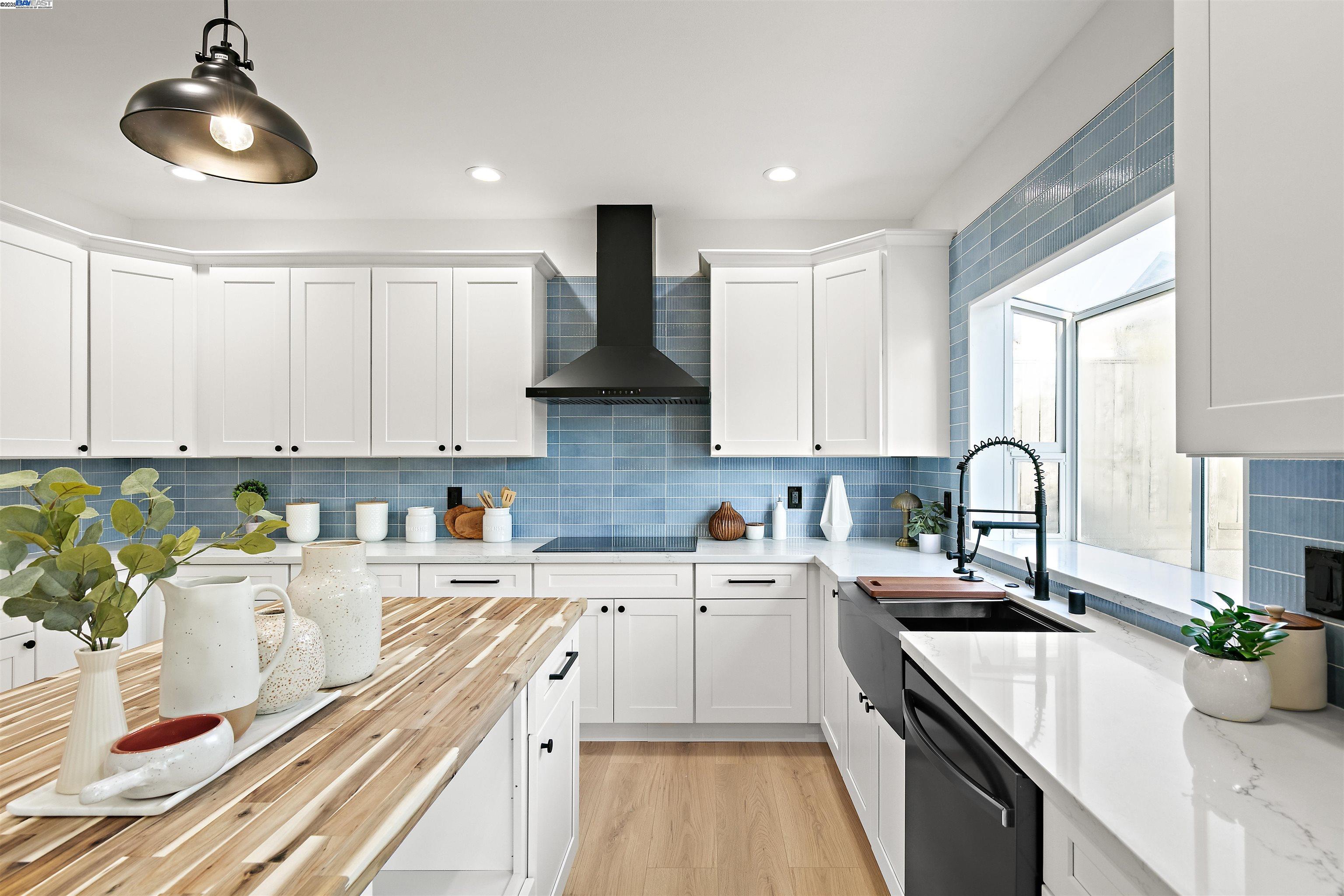 Detail Gallery Image 22 of 60 For 3198 Vintage Crest Dr, San Jose,  CA 95148 - 5 Beds | 3 Baths