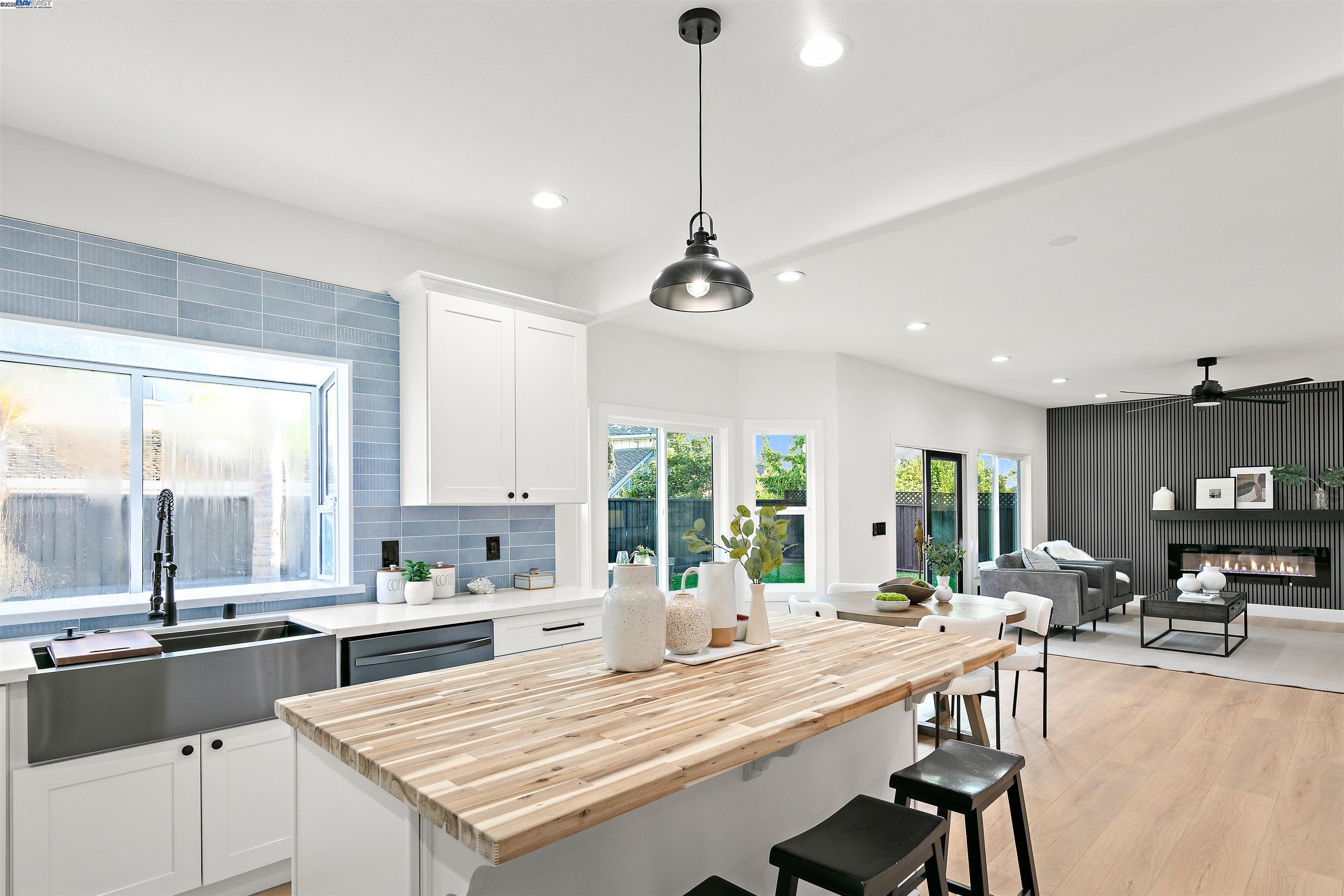 Detail Gallery Image 25 of 60 For 3198 Vintage Crest Dr, San Jose,  CA 95148 - 5 Beds | 3 Baths