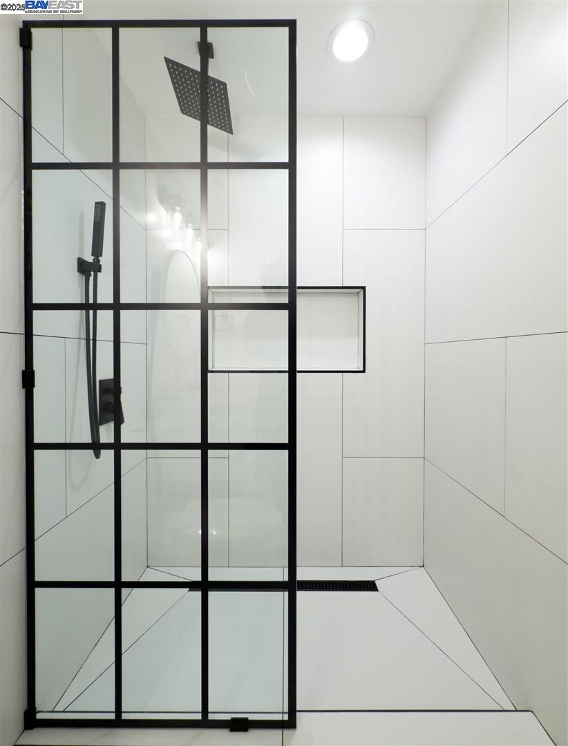 Detail Gallery Image 31 of 60 For 3198 Vintage Crest Dr, San Jose,  CA 95148 - 5 Beds | 3 Baths