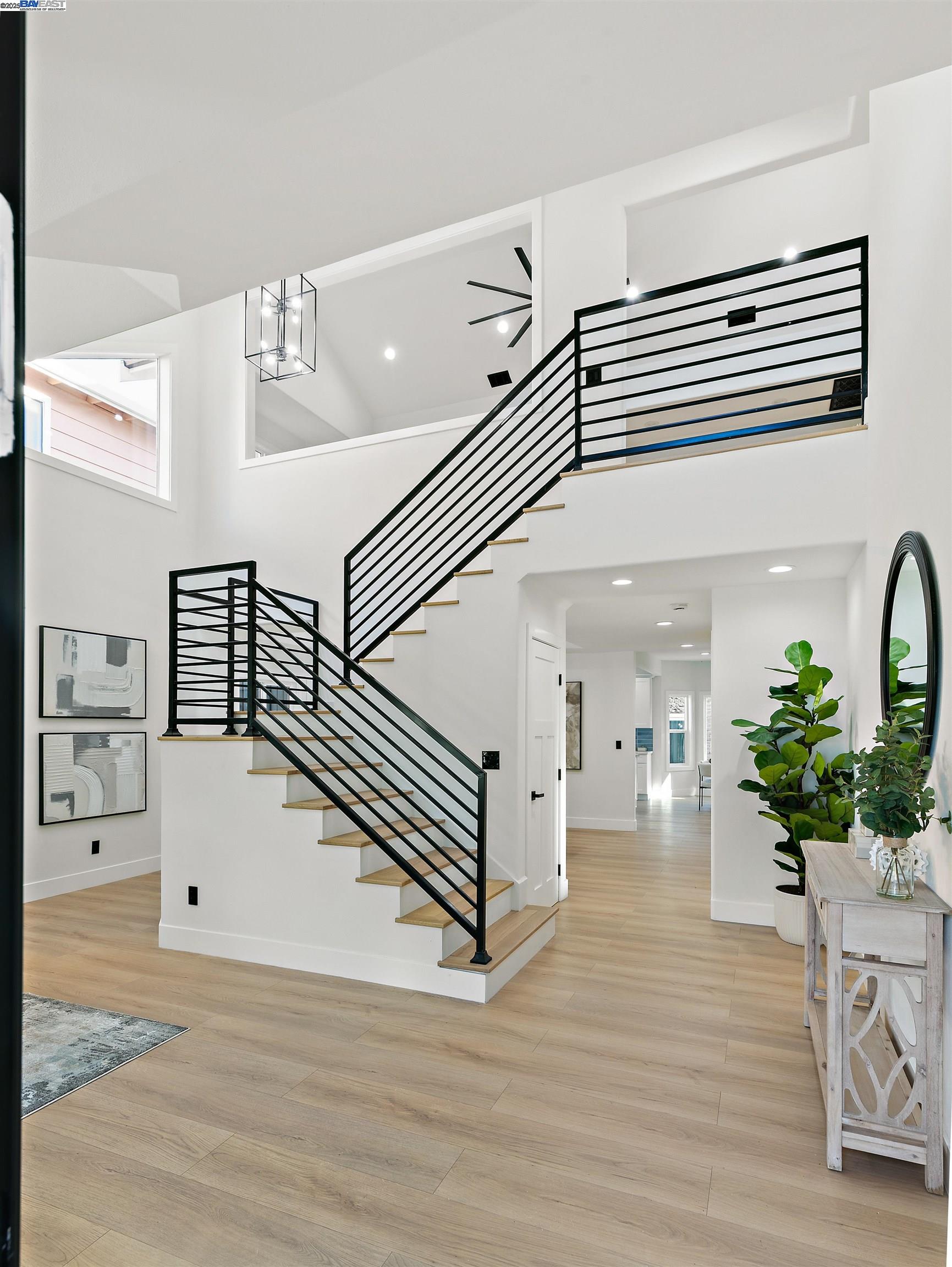 Detail Gallery Image 8 of 60 For 3198 Vintage Crest Dr, San Jose,  CA 95148 - 5 Beds | 3 Baths