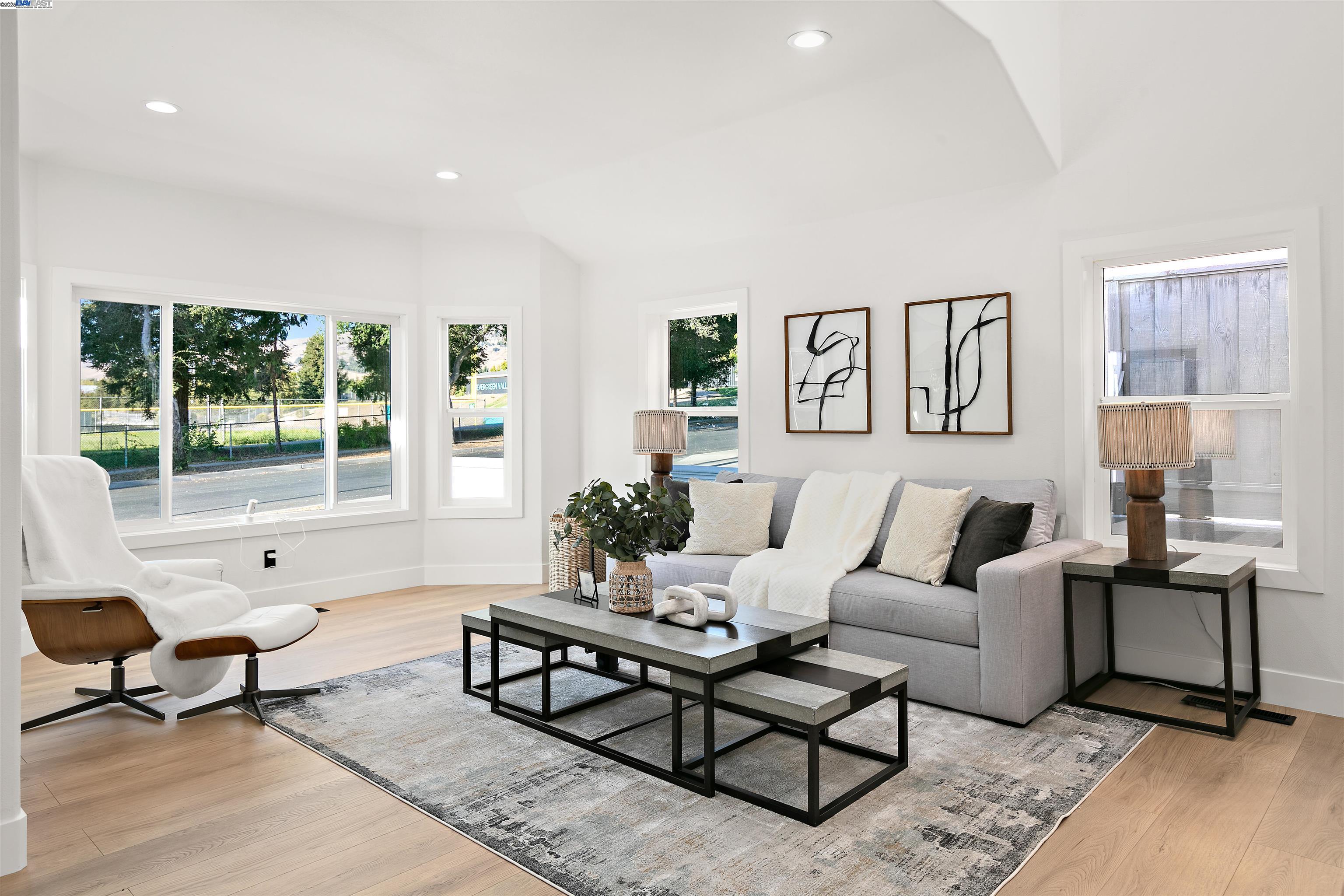 Detail Gallery Image 10 of 60 For 3198 Vintage Crest Dr, San Jose,  CA 95148 - 5 Beds | 3 Baths