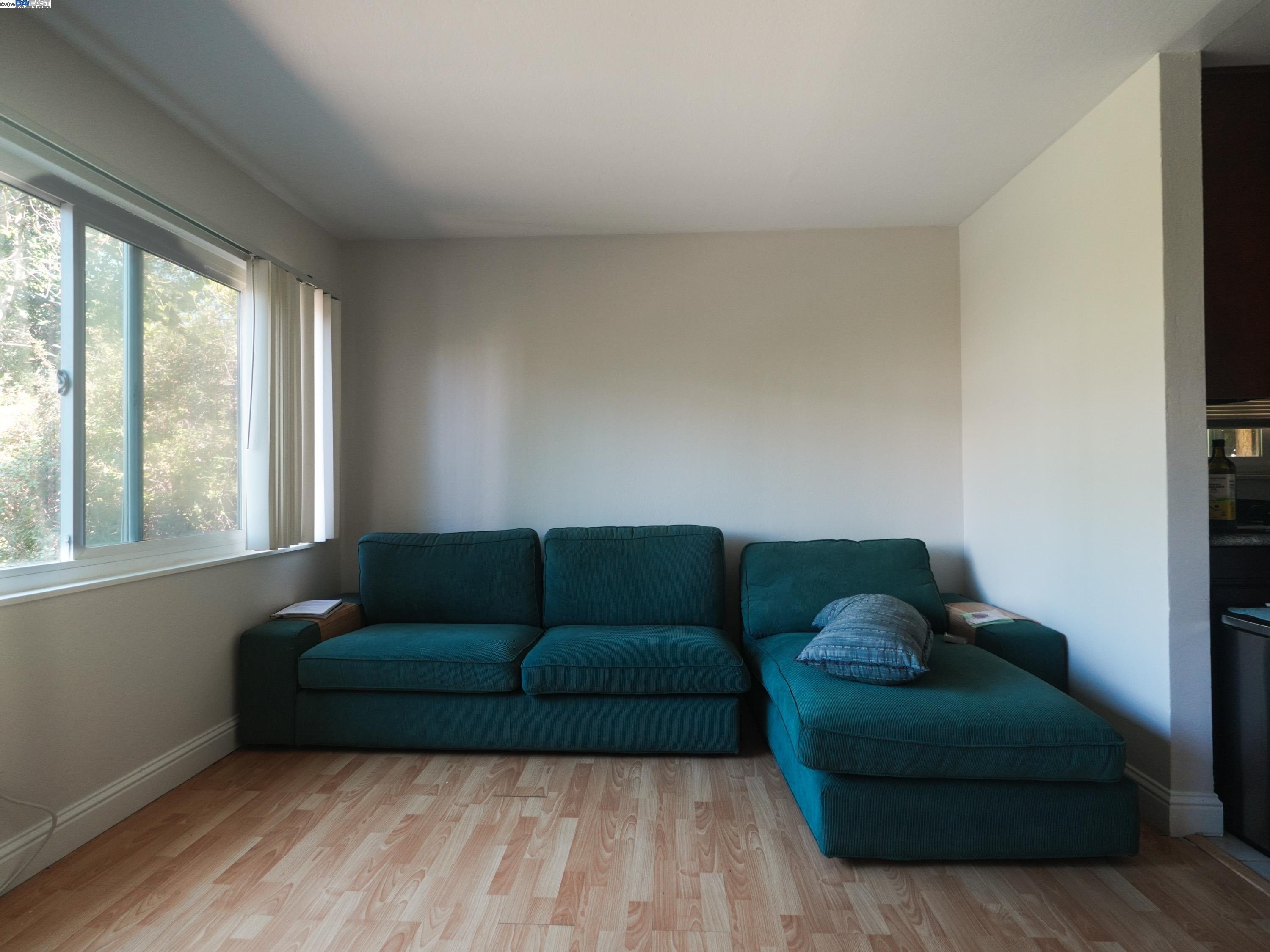 Detail Gallery Image 24 of 37 For 3026 Richmond Blvd, Oakland,  CA 94611 - – Beds | – Baths