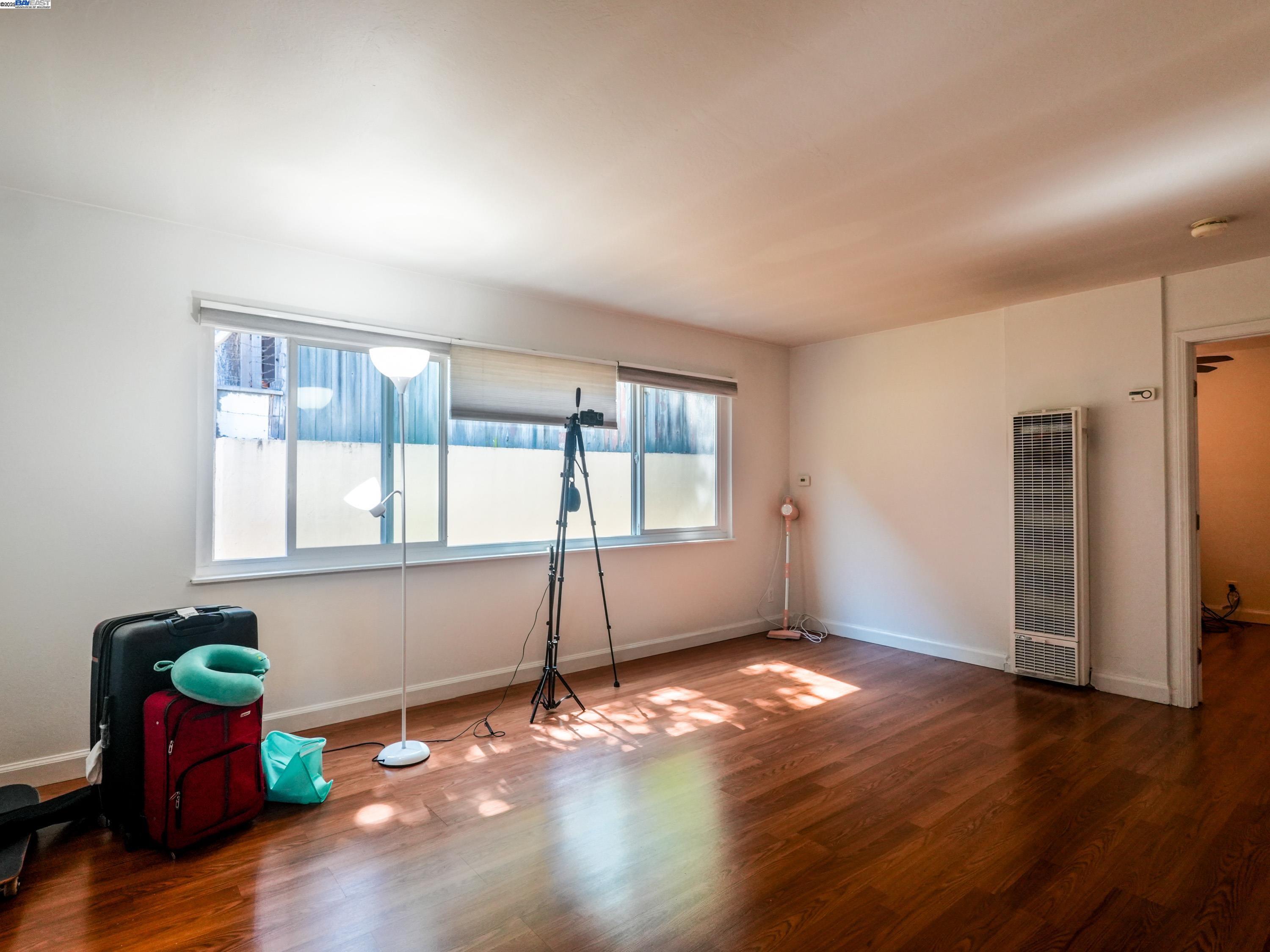 Detail Gallery Image 27 of 37 For 3026 Richmond Blvd, Oakland,  CA 94611 - – Beds | – Baths