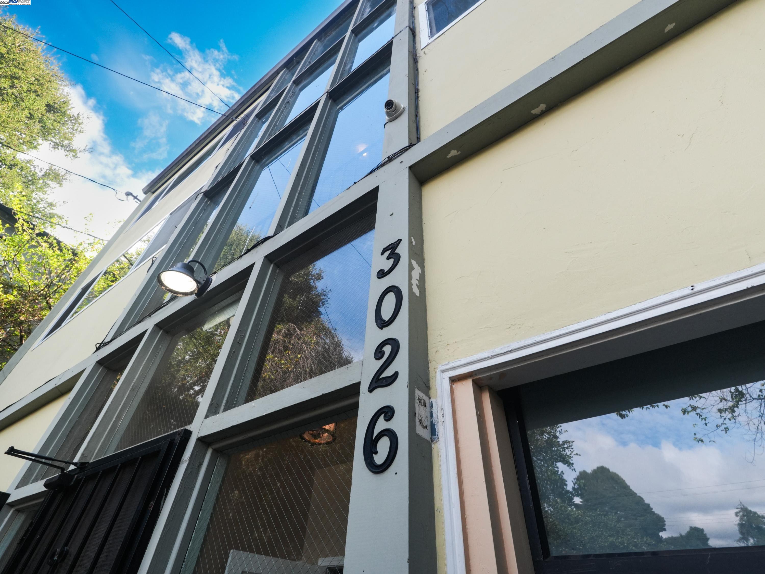 Detail Gallery Image 6 of 37 For 3026 Richmond Blvd, Oakland,  CA 94611 - – Beds | – Baths