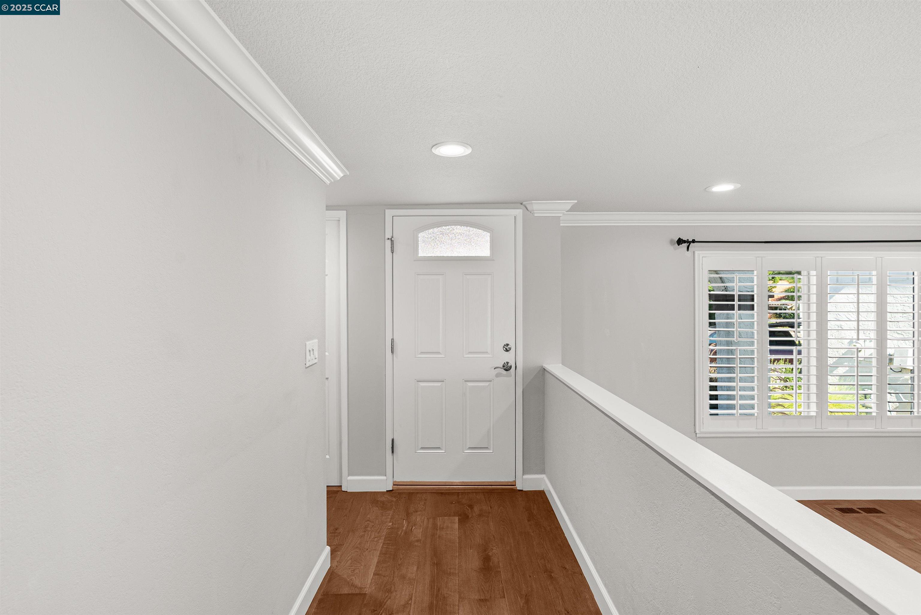 Detail Gallery Image 5 of 52 For 4403 Winterberry Ct, Concord,  CA 94521 - 4 Beds | 2/1 Baths
