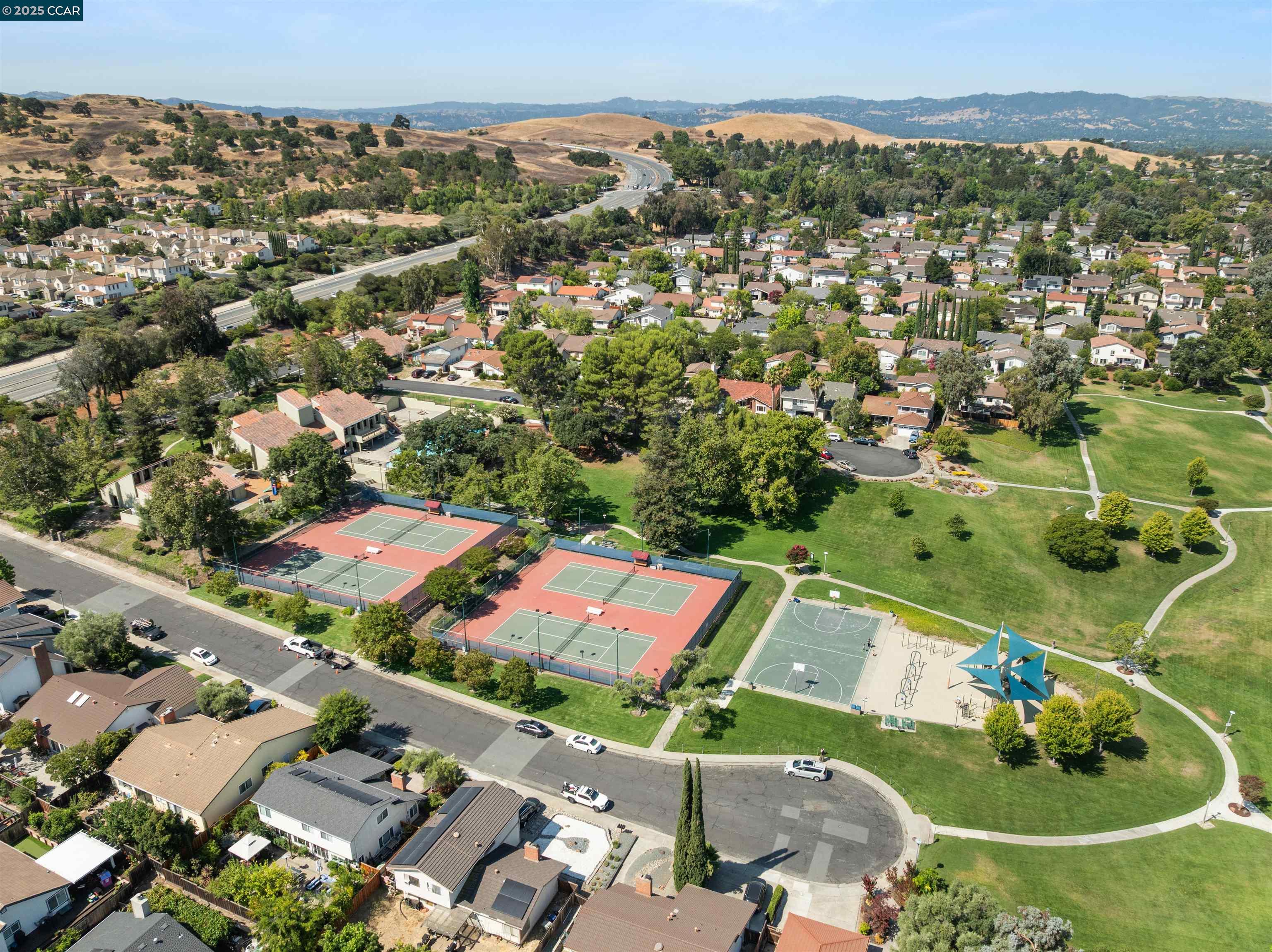 Detail Gallery Image 52 of 52 For 4403 Winterberry Ct, Concord,  CA 94521 - 4 Beds | 2/1 Baths