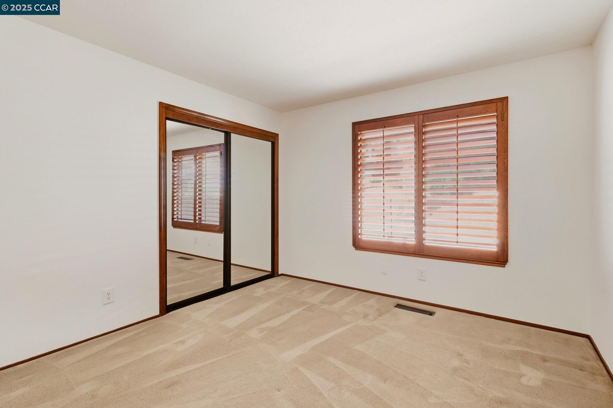 Detail Gallery Image 21 of 36 For 3 Magee Ct, Moraga,  CA 94556 - 4 Beds | 3 Baths