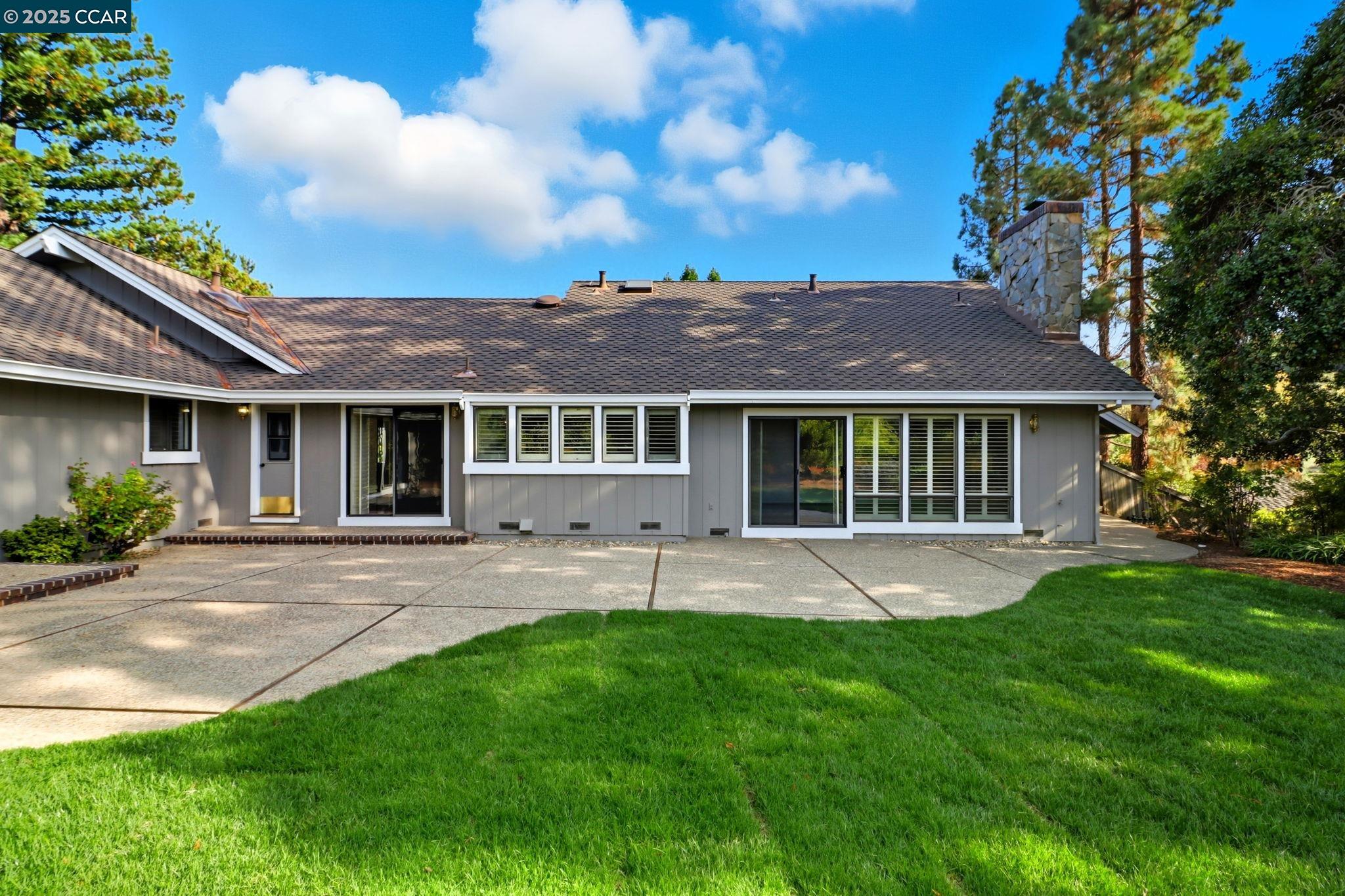 Detail Gallery Image 34 of 36 For 3 Magee Ct, Moraga,  CA 94556 - 4 Beds | 3 Baths