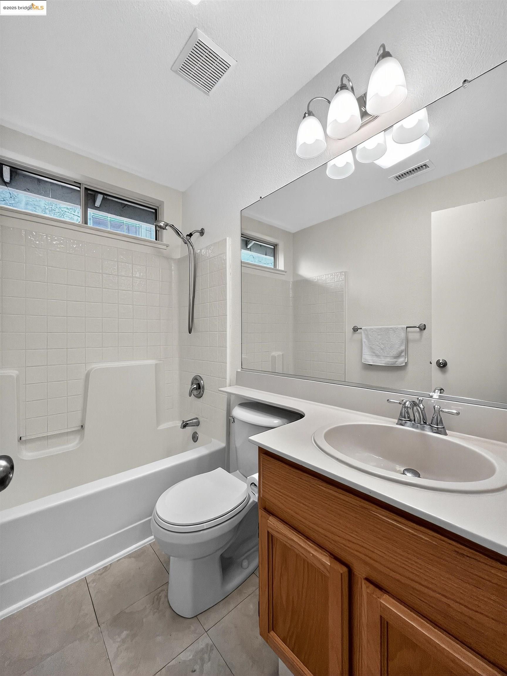 Detail Gallery Image 17 of 23 For Corliss St, Bay Point,  CA 94565 - 3 Beds | 1 Baths