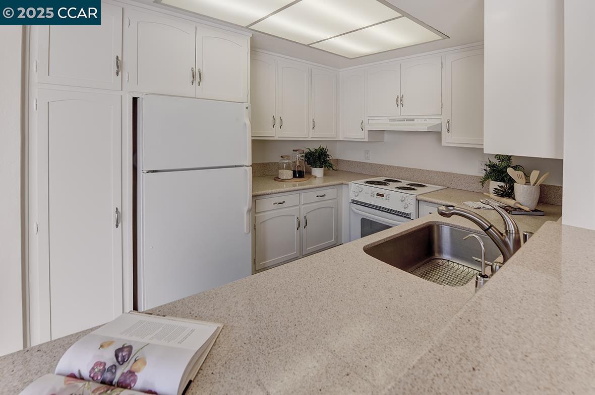 Photo #23: 41114079 Listing: Photo #23