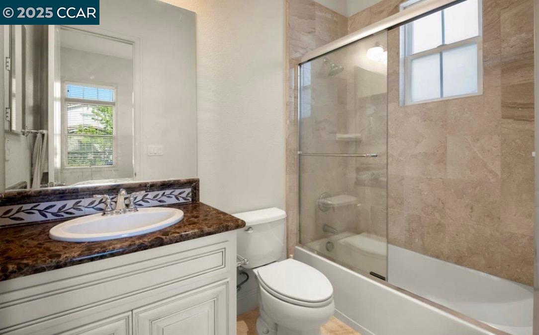 Detail Gallery Image 23 of 60 For 130 Arundel Dr, Hayward,  CA 94542 - 4 Beds | 3/1 Baths