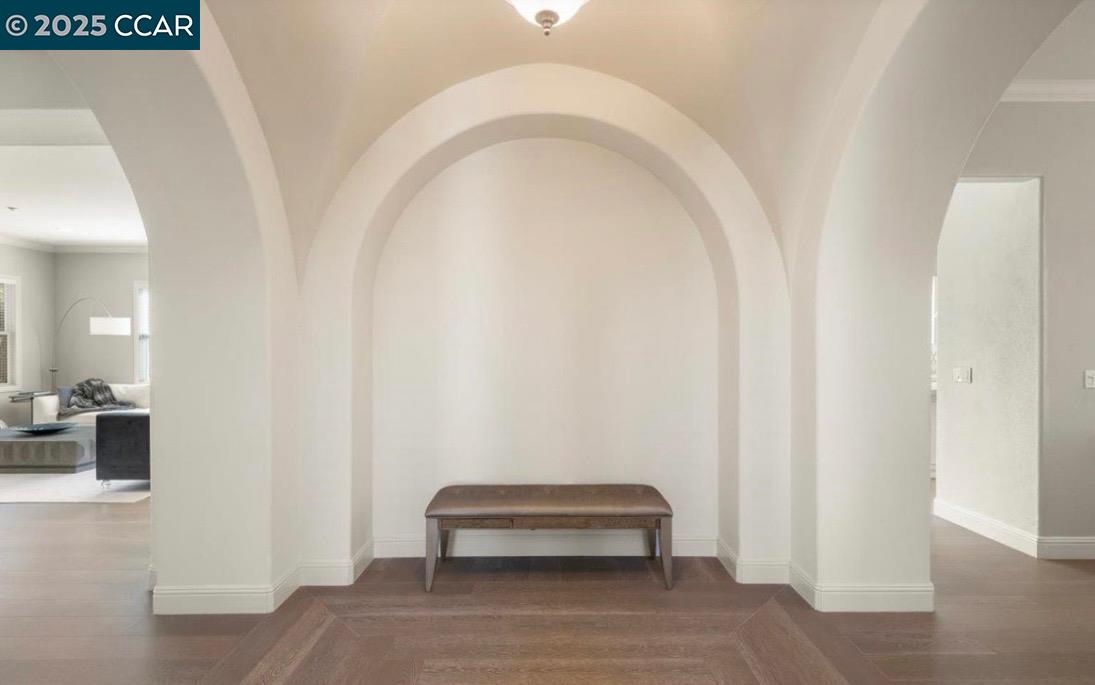 Detail Gallery Image 4 of 60 For 130 Arundel Dr, Hayward,  CA 94542 - 4 Beds | 3/1 Baths