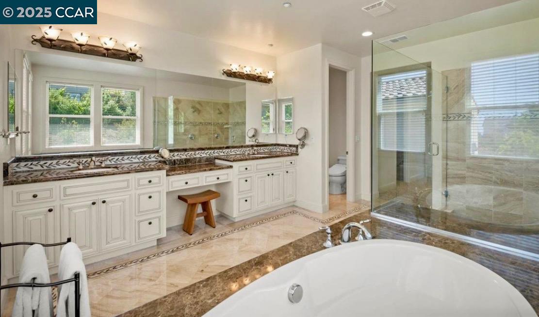 Detail Gallery Image 36 of 60 For 130 Arundel Dr, Hayward,  CA 94542 - 4 Beds | 3/1 Baths