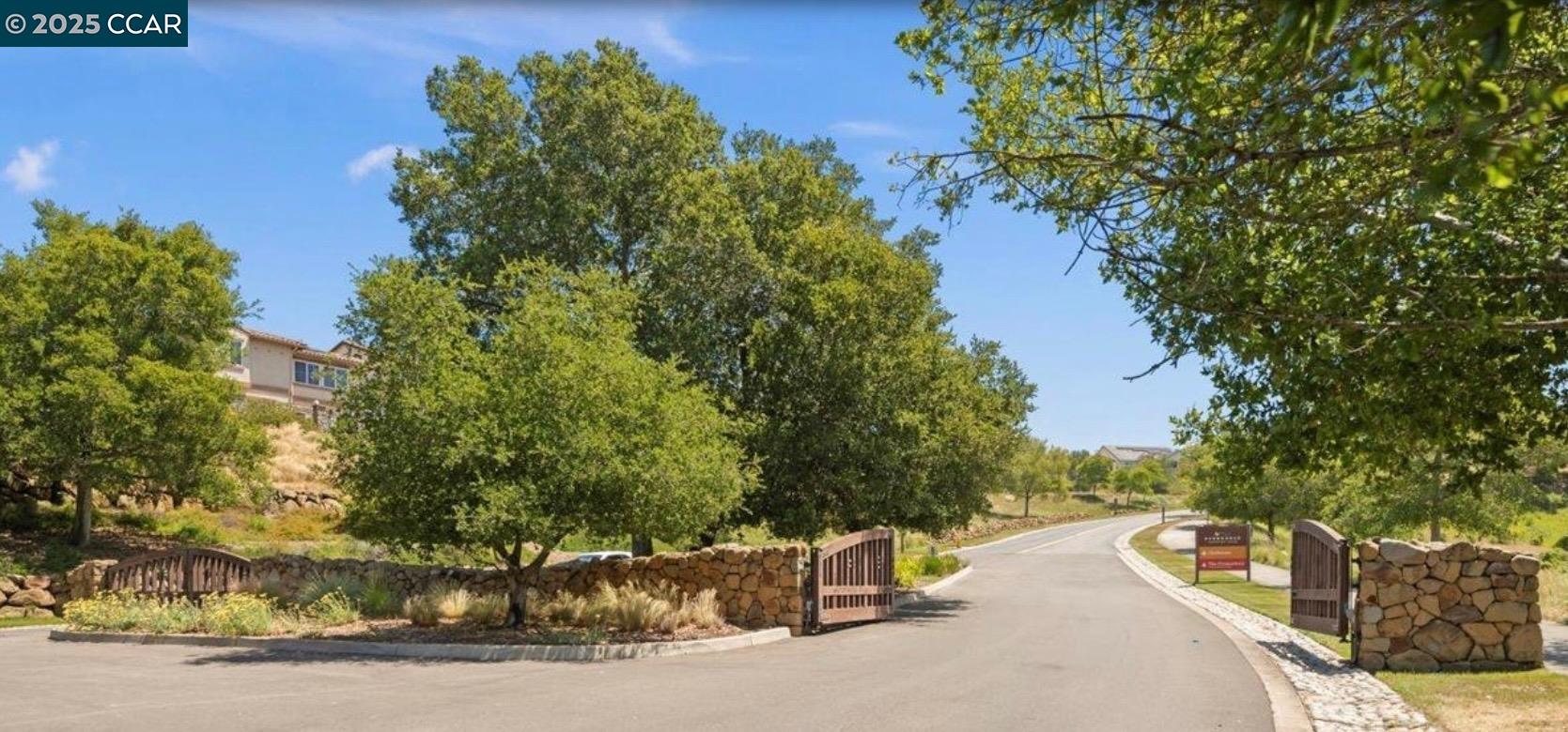 Detail Gallery Image 58 of 60 For 130 Arundel Dr, Hayward,  CA 94542 - 4 Beds | 3/1 Baths