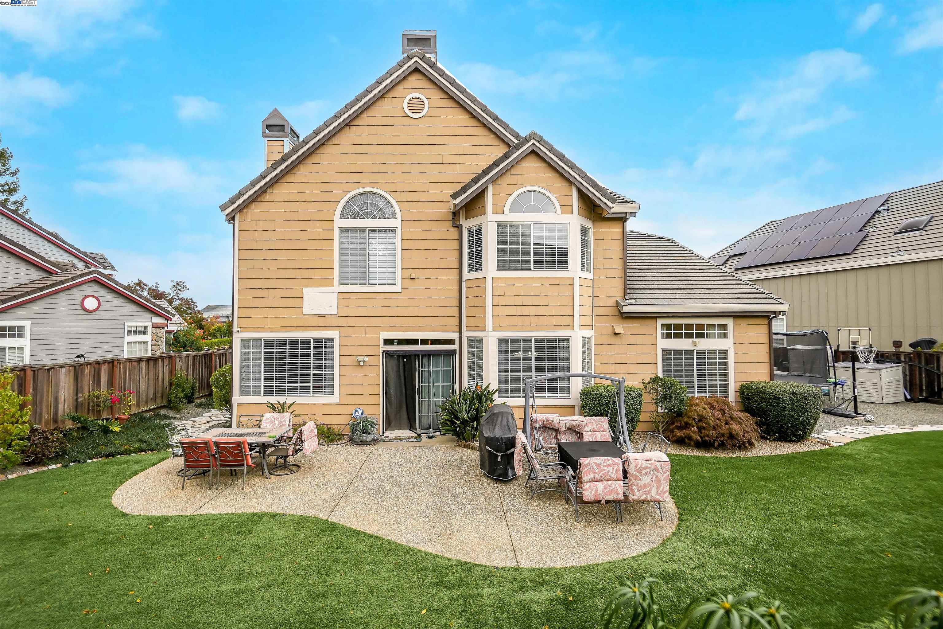 Detail Gallery Image 28 of 36 For 4520 Riding Club Ct, Hayward,  CA 94542 - 4 Beds | 3 Baths