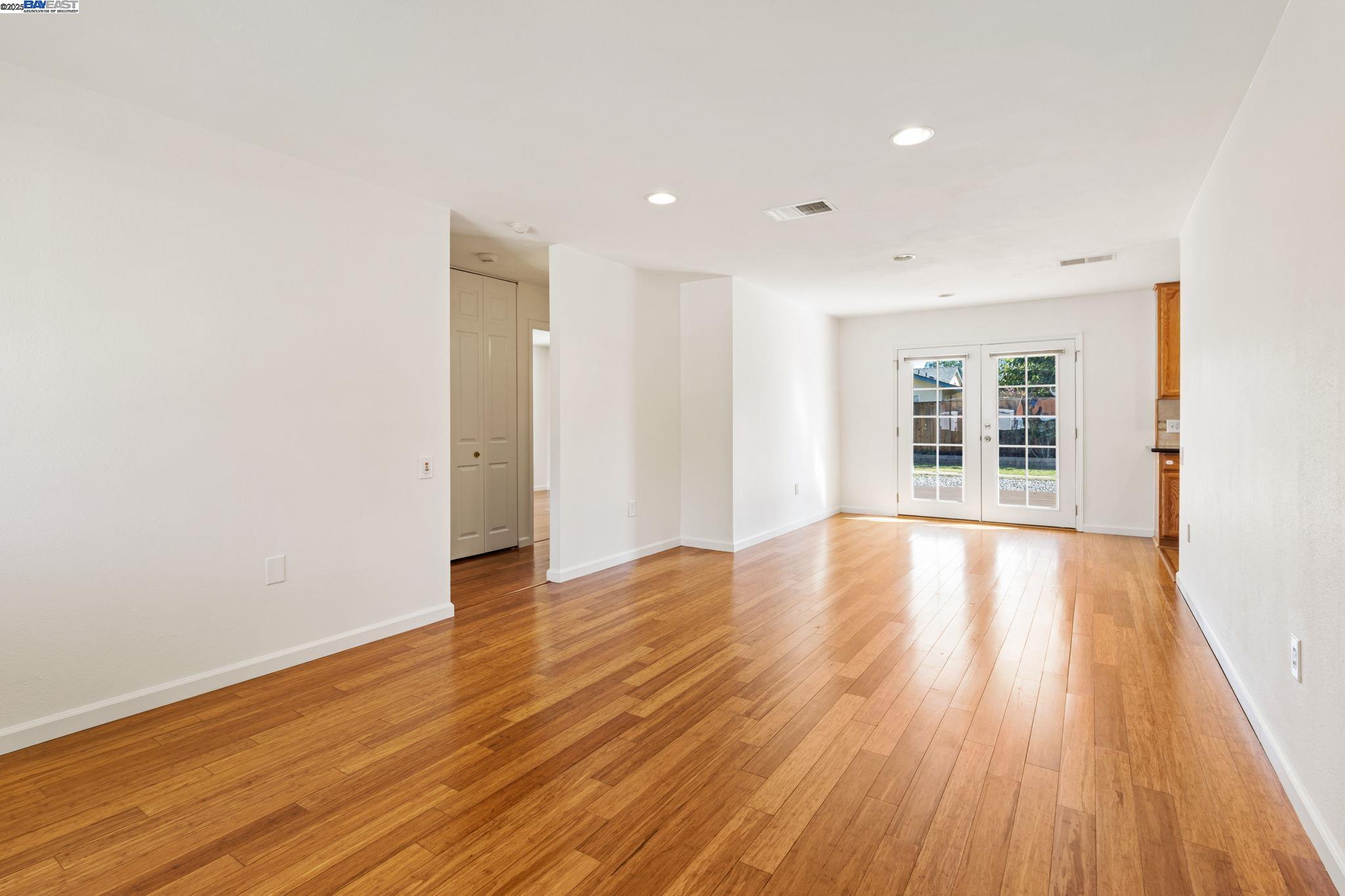 Detail Gallery Image 8 of 46 For 1241 Hibiscus Way, Livermore,  CA 94551 - 2 Beds | 1 Baths