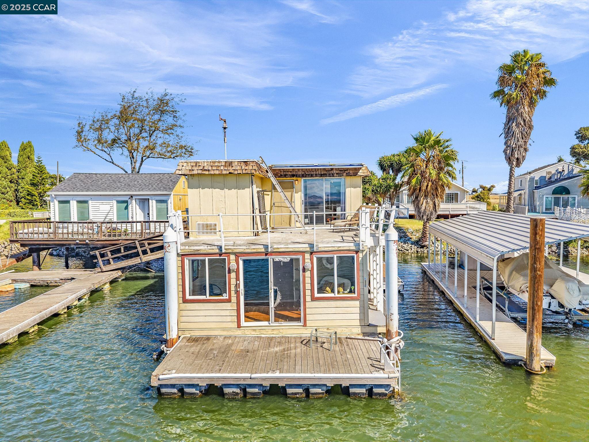 Front Image Thumbnail for CC41114108