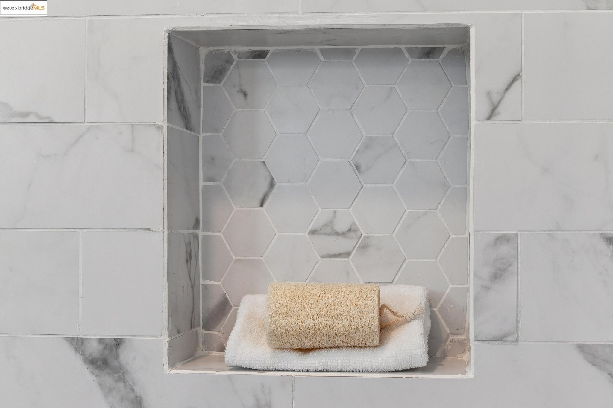 Detail Gallery Image 18 of 51 For 1642 10th St, Berkeley,  CA 94710 - 5 Beds | 3 Baths