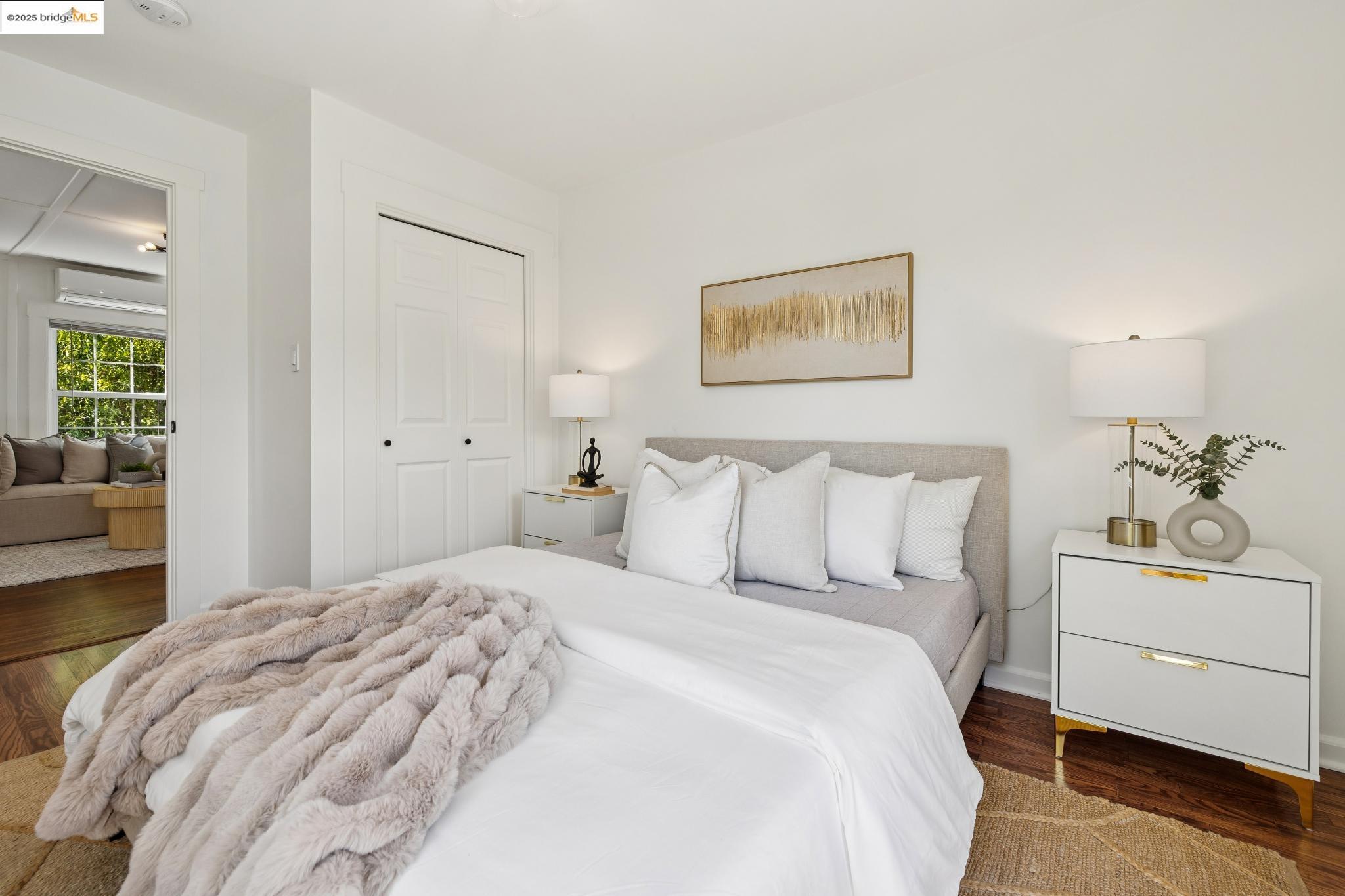 Detail Gallery Image 34 of 51 For 1642 10th St, Berkeley,  CA 94710 - 5 Beds | 3 Baths